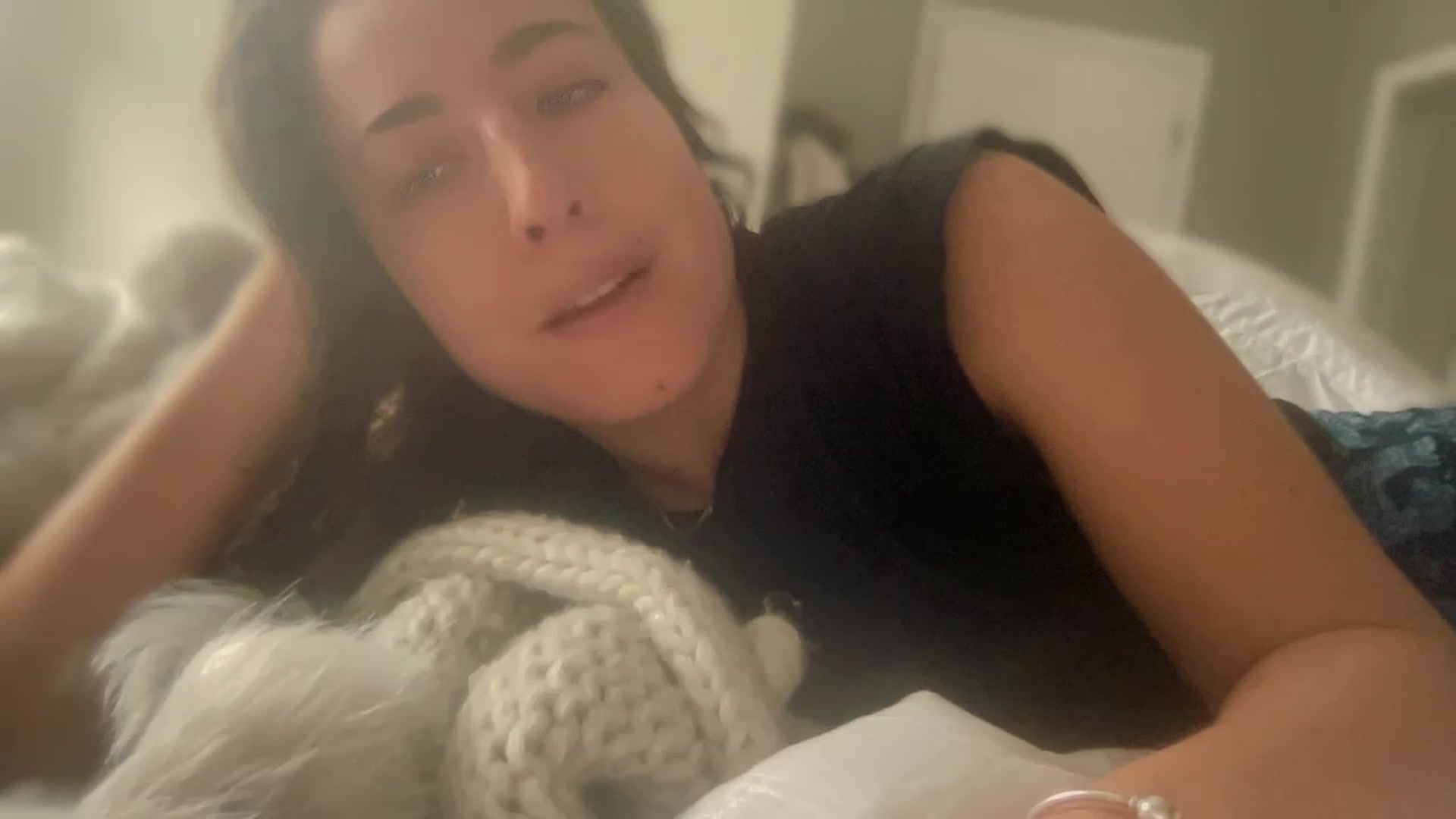 Gallery image thumbnail from olivia_virgo's myfreecams stream on, 02/25/2023, 17:10 image 12 of 20