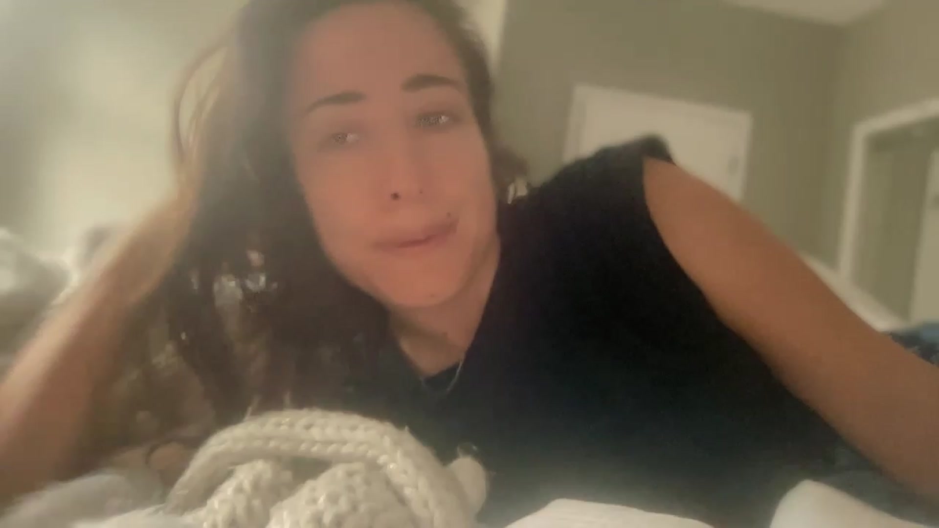 Gallery image thumbnail from olivia_virgo's myfreecams stream on, 02/25/2023, 17:10 image 6 of 20