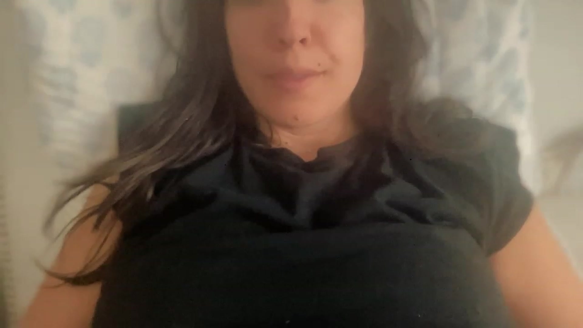 Gallery image thumbnail from olivia_virgo's myfreecams stream on, 02/25/2023, 18:19 image 2 of 20