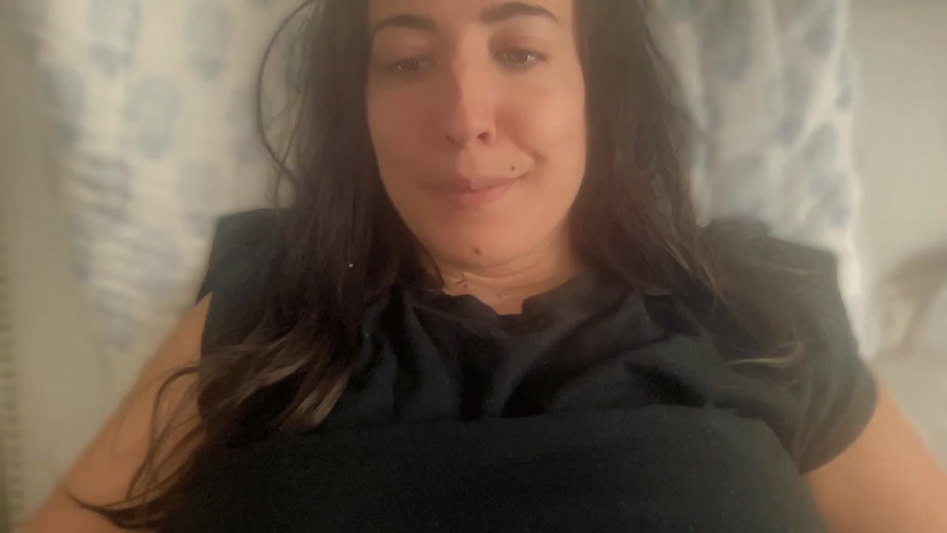 Gallery image thumbnail from olivia_virgo's myfreecams stream on, 02/25/2023, 18:19 image 6 of 20
