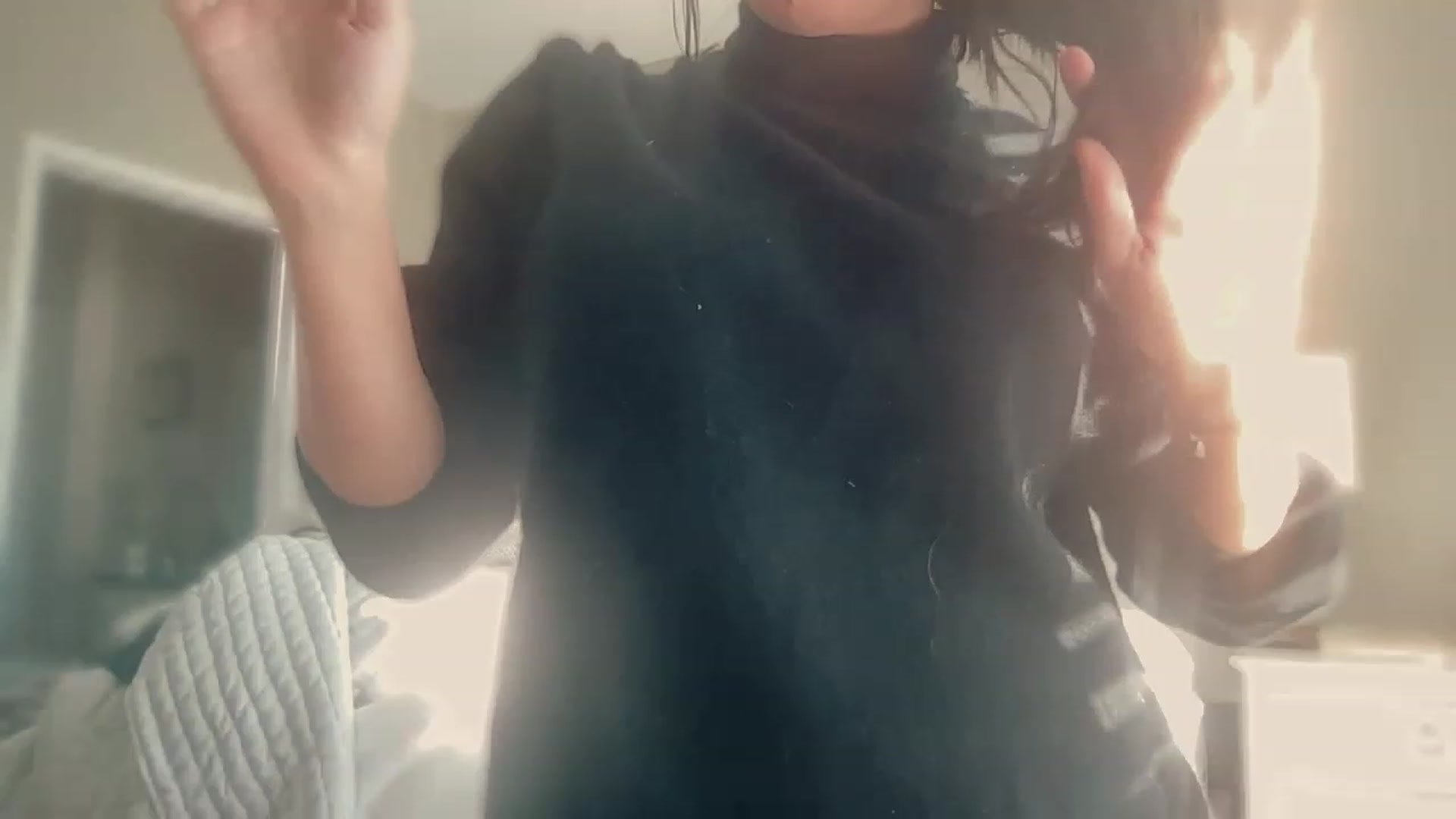 Gallery image thumbnail from olivia_virgo's myfreecams stream on, 03/08/2023, 15:17 image 3 of 20
