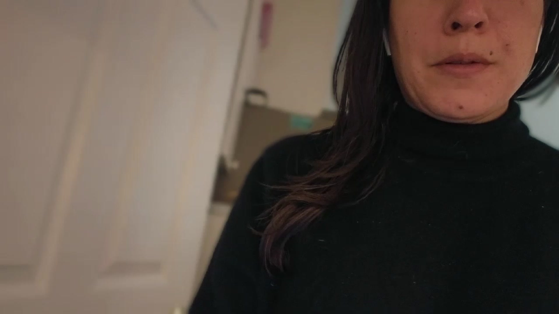 Gallery image thumbnail from olivia_virgo's myfreecams stream on, 03/08/2023, 15:17 image 15 of 20