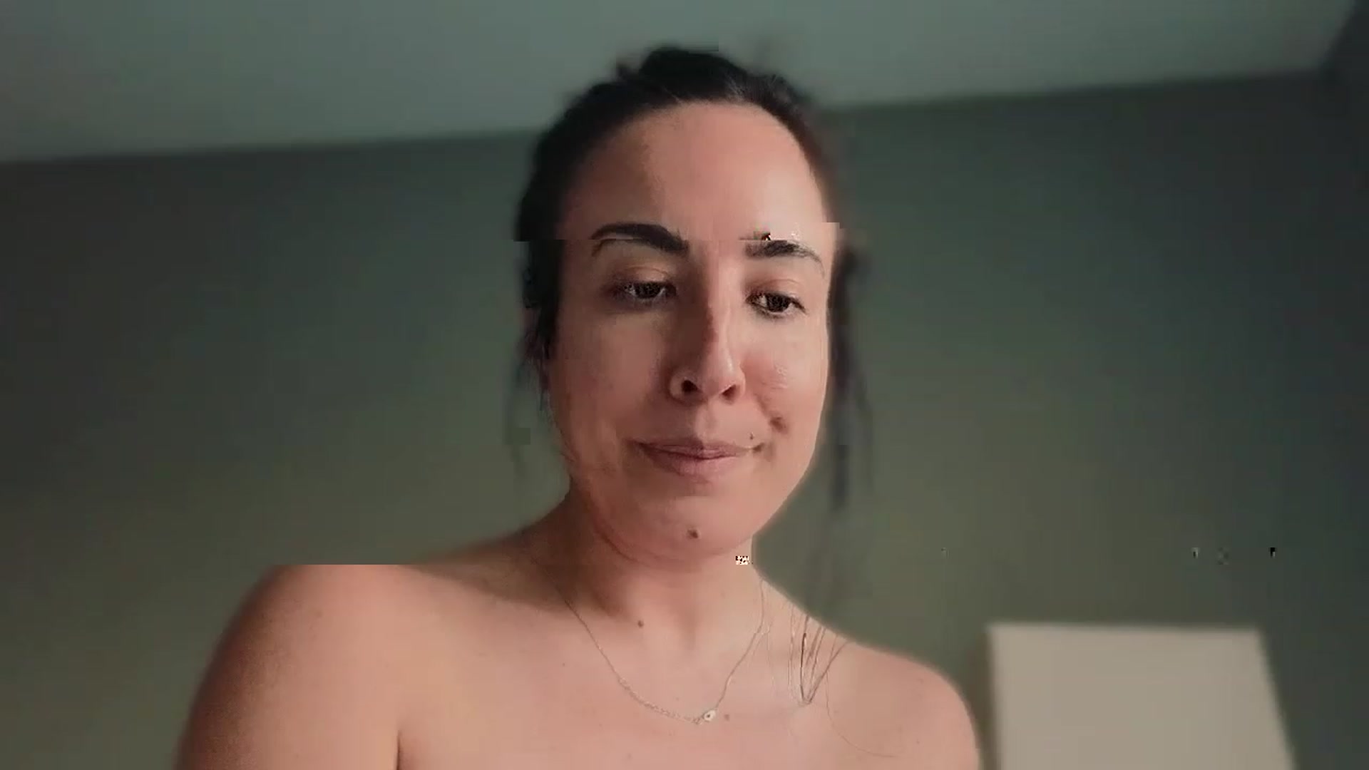 Gallery image thumbnail from olivia_virgo's myfreecams stream on, 03/08/2023, 22:30 image 18 of 20