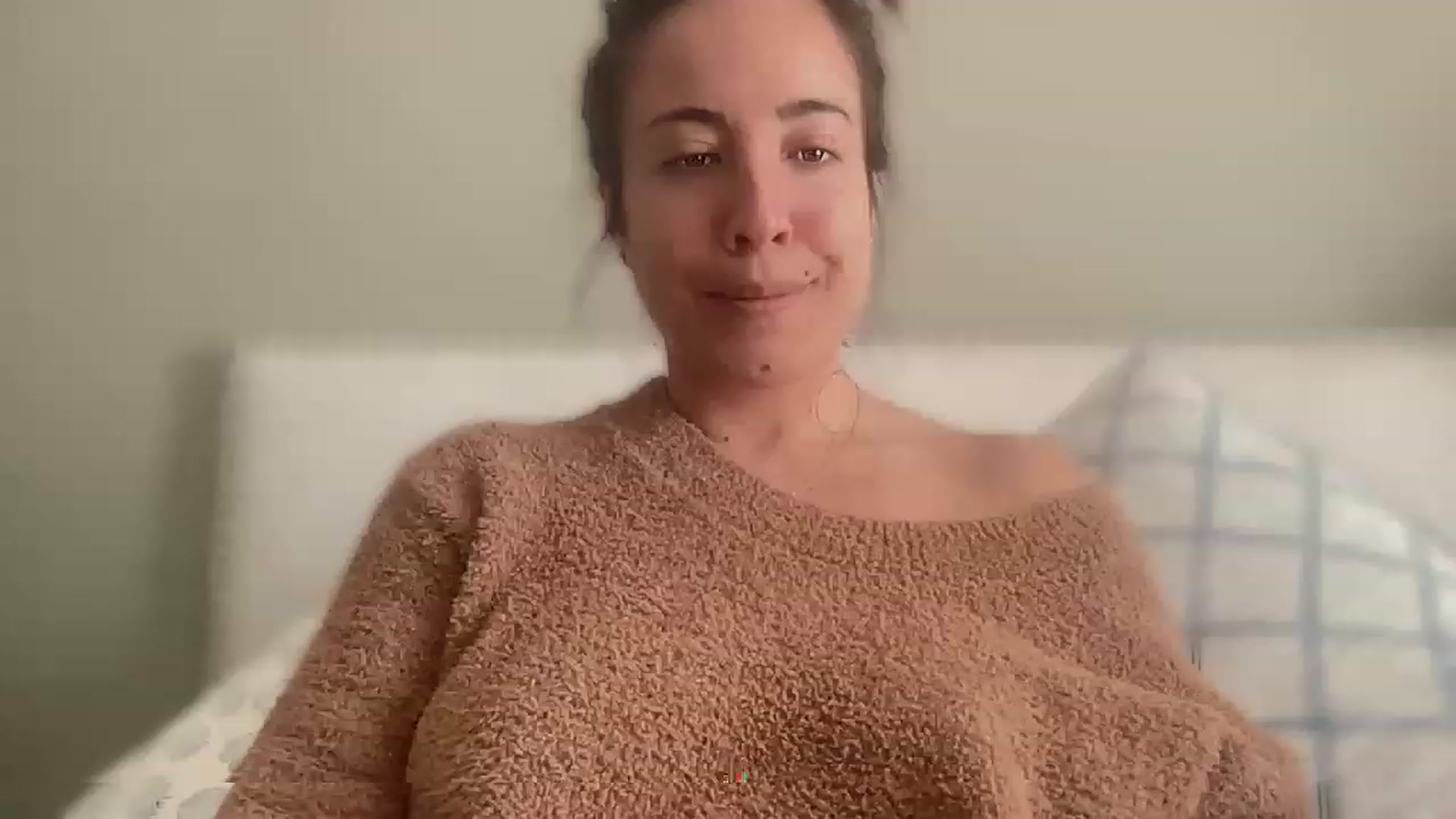 Gallery image thumbnail from olivia_virgo's myfreecams stream on, 03/09/2023, 15:44 image 8 of 20
