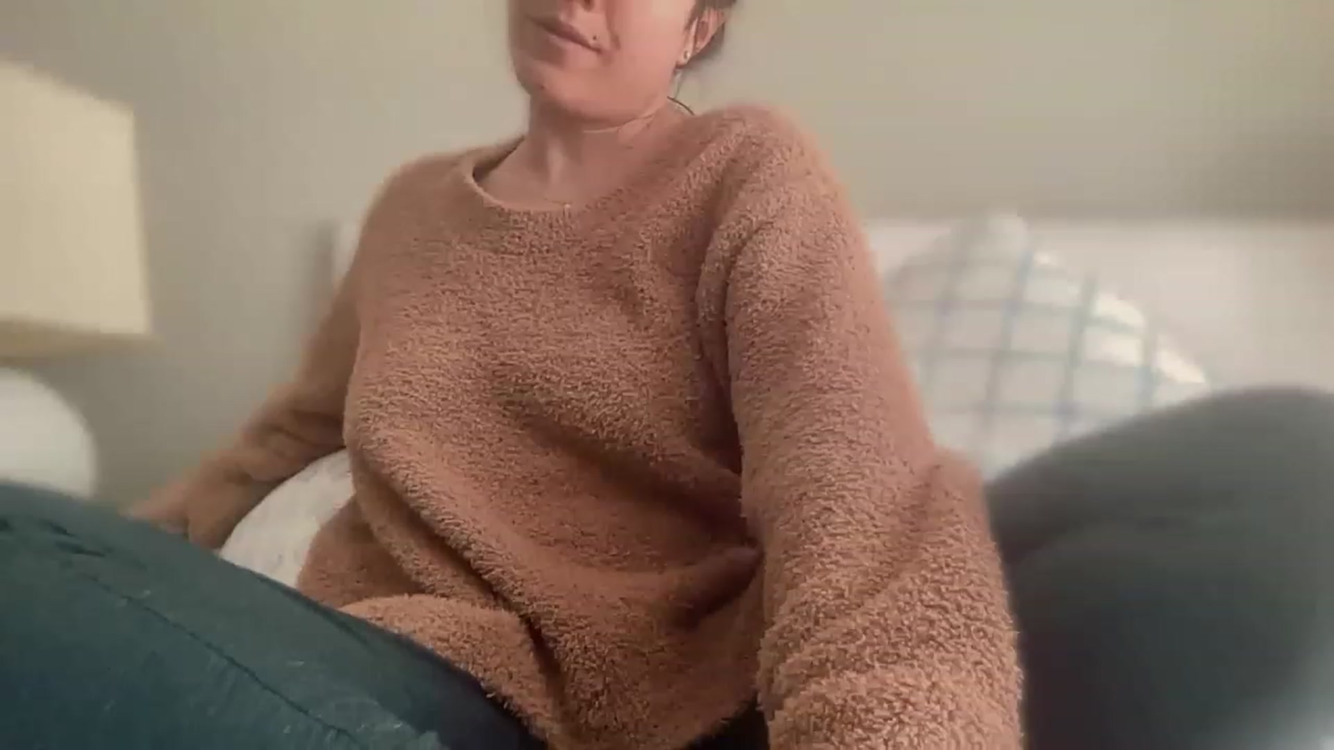 Gallery image thumbnail from olivia_virgo's myfreecams stream on, 03/09/2023, 15:44 image 4 of 20