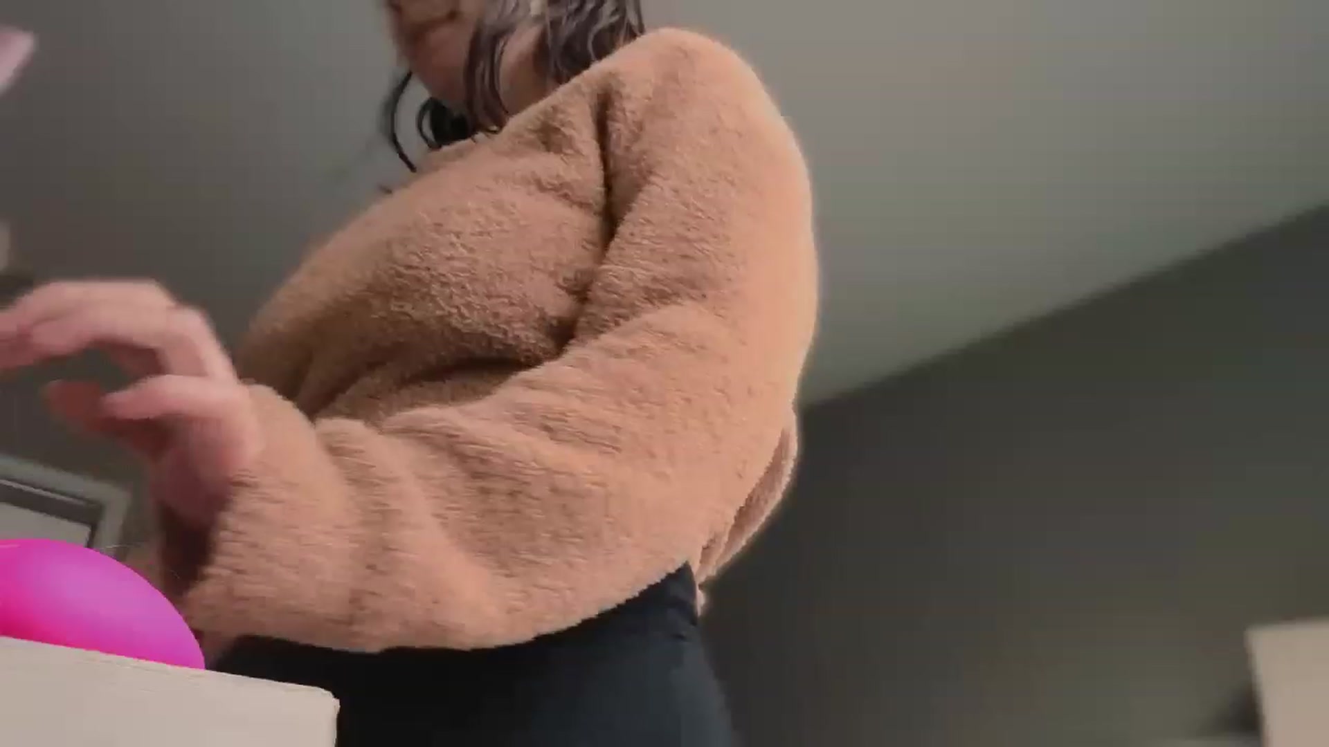 Gallery image thumbnail from olivia_virgo's myfreecams stream on, 03/10/2023, 16:44 image 20 of 20