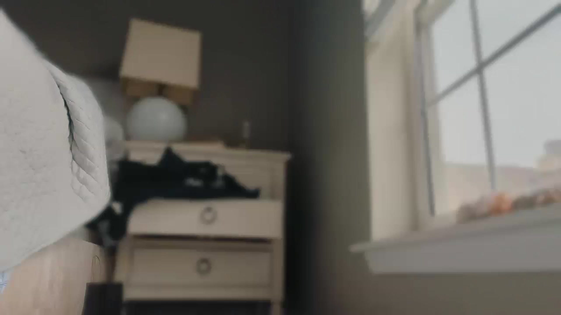Gallery image thumbnail from olivia_virgo's myfreecams stream on, 03/10/2023, 18:31 image 12 of 20
