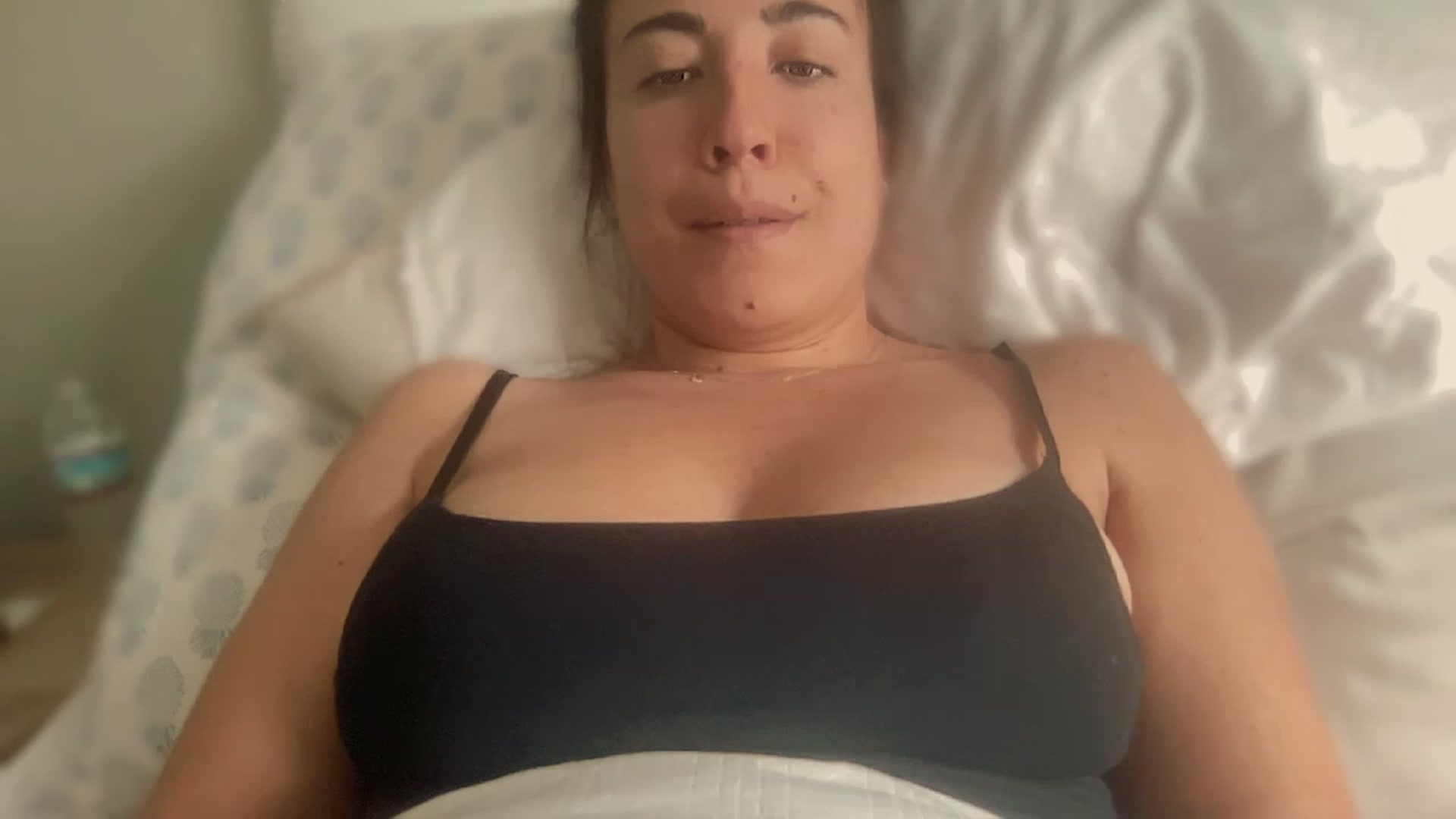 Gallery image thumbnail from olivia_virgo's myfreecams stream on, 03/11/2023, 14:28 image 9 of 20