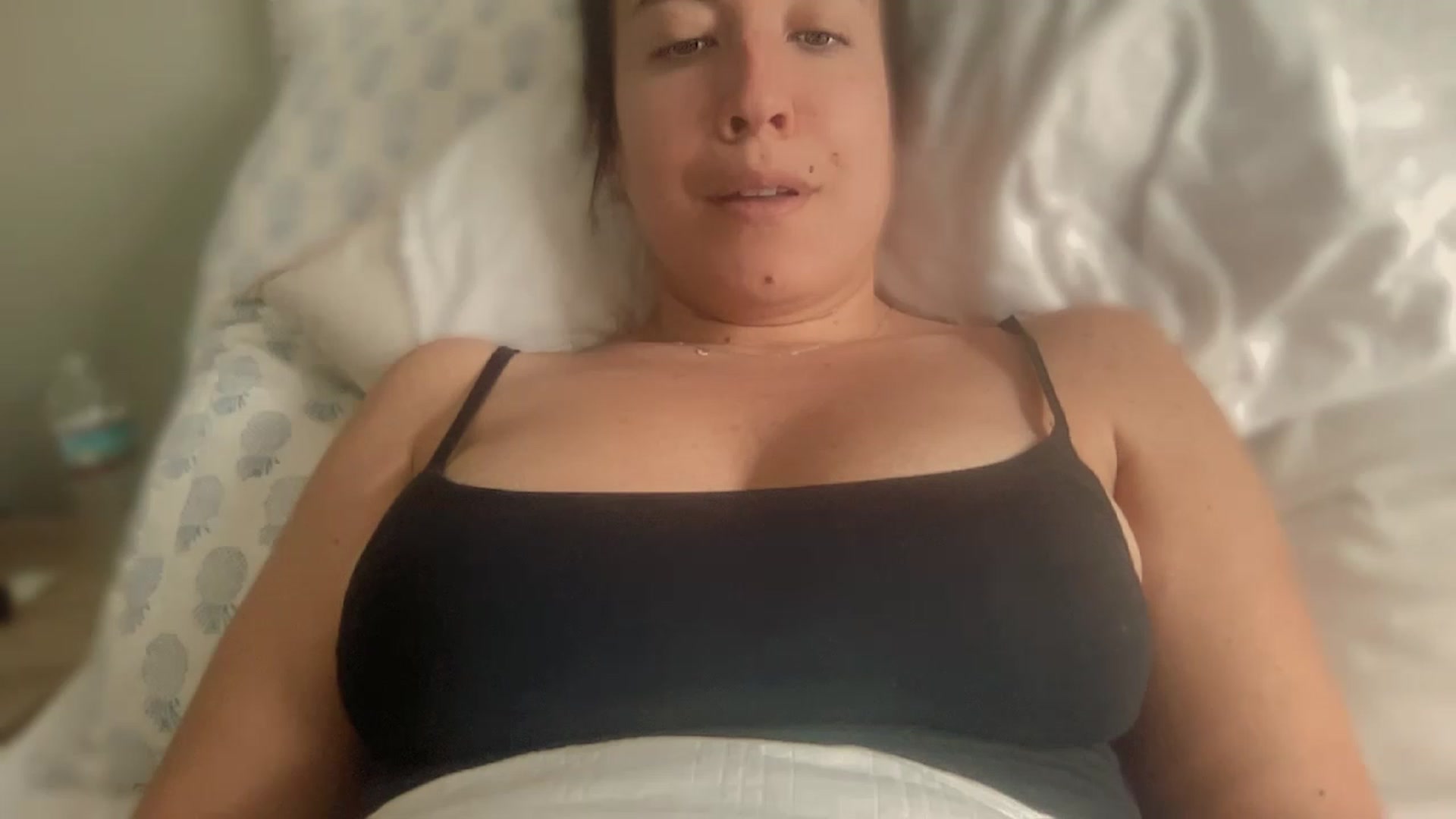 Gallery image thumbnail from olivia_virgo's myfreecams stream on, 03/11/2023, 14:28 image 10 of 20