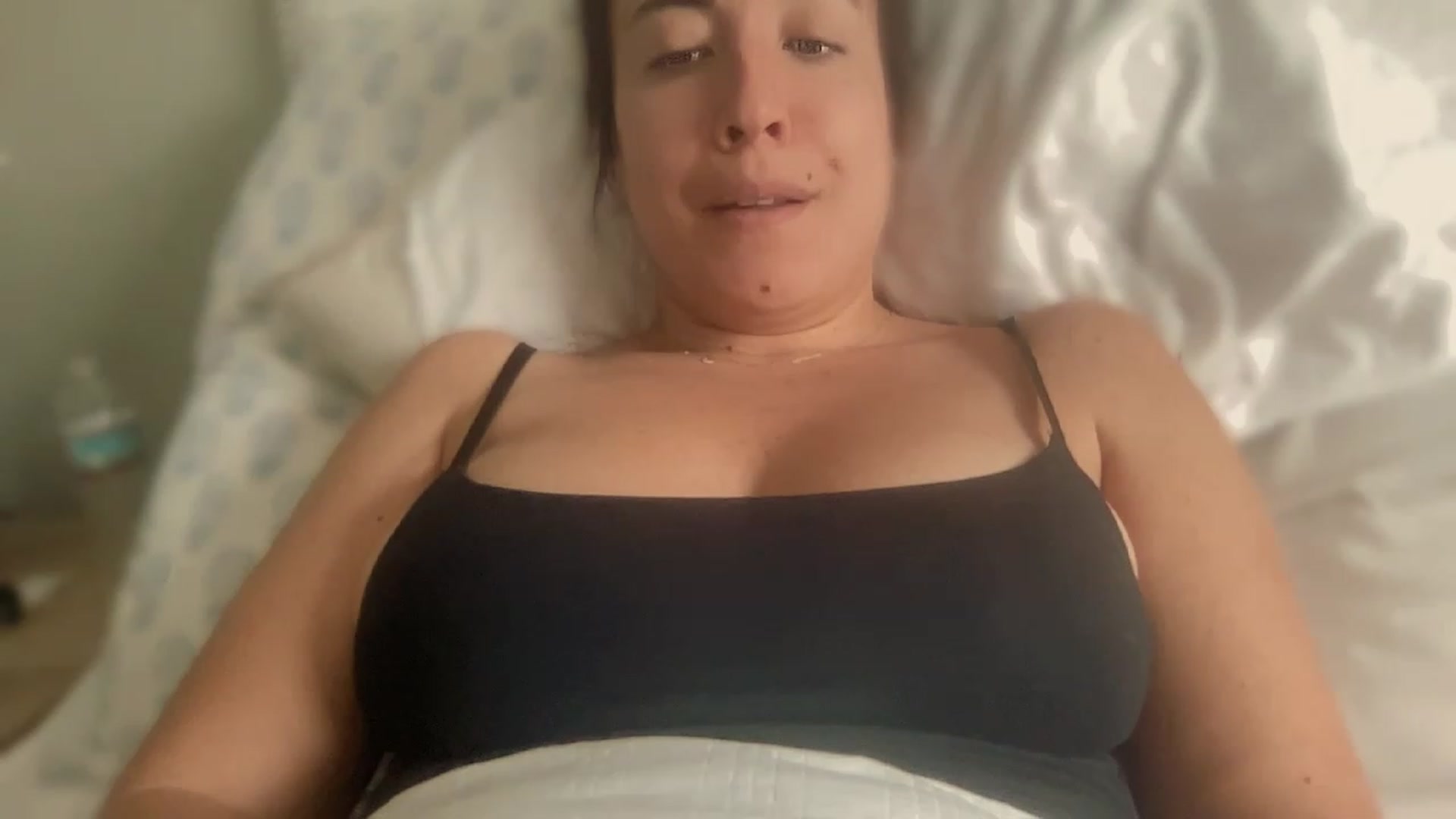 Gallery image thumbnail from olivia_virgo's myfreecams stream on, 03/11/2023, 14:28 image 13 of 20