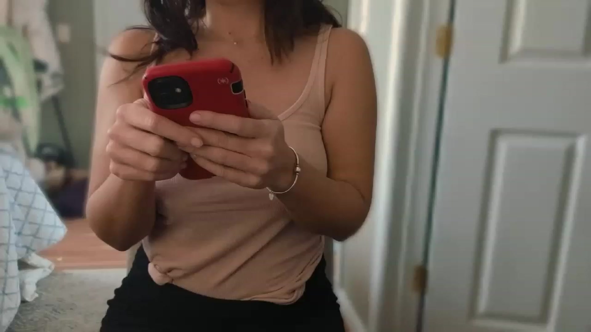 Gallery image thumbnail from olivia_virgo's myfreecams stream on, 03/11/2023, 19:57 image 5 of 20
