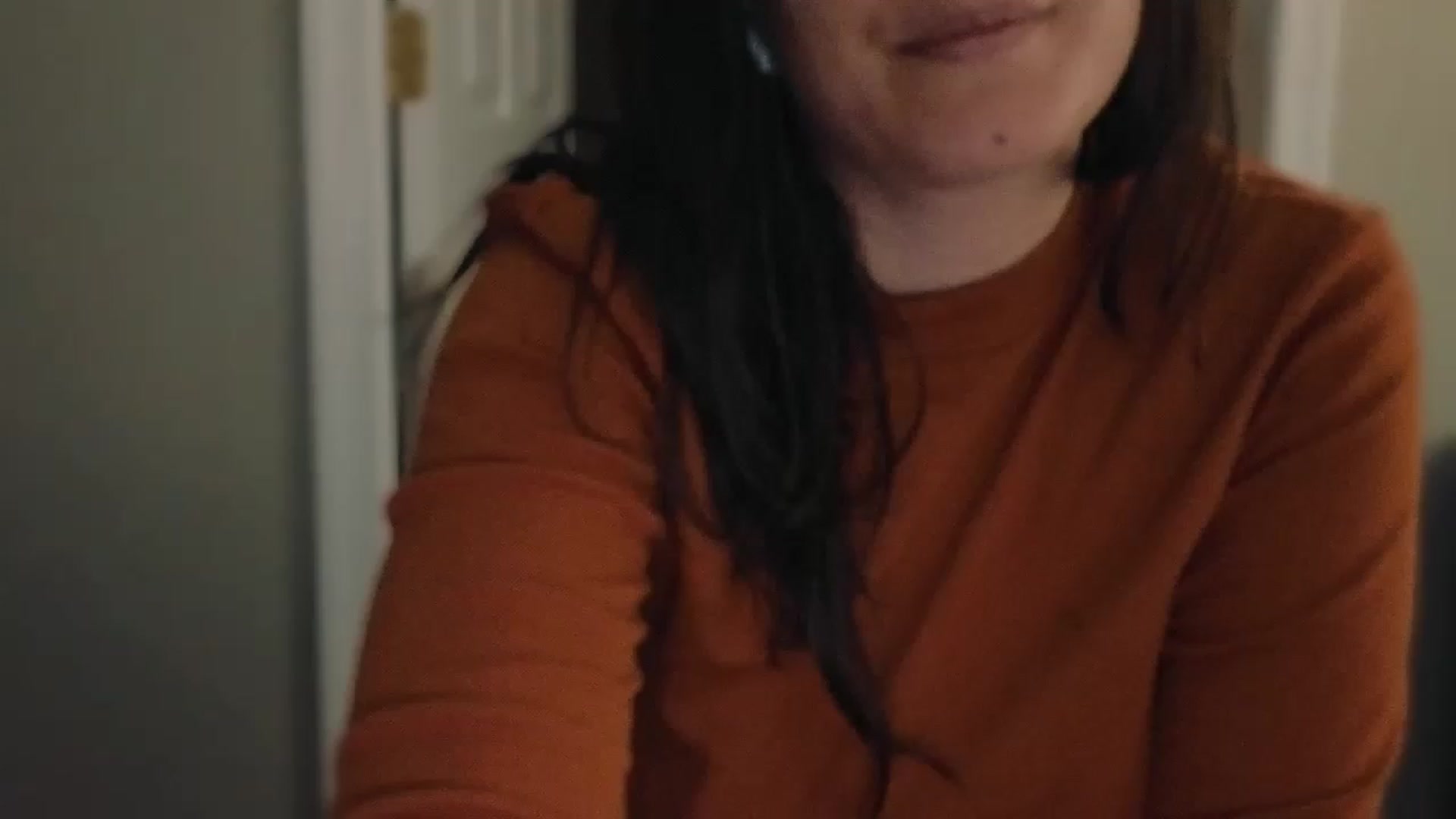 Gallery image thumbnail from olivia_virgo's myfreecams stream on, 03/13/2023, 01:30 image 18 of 20