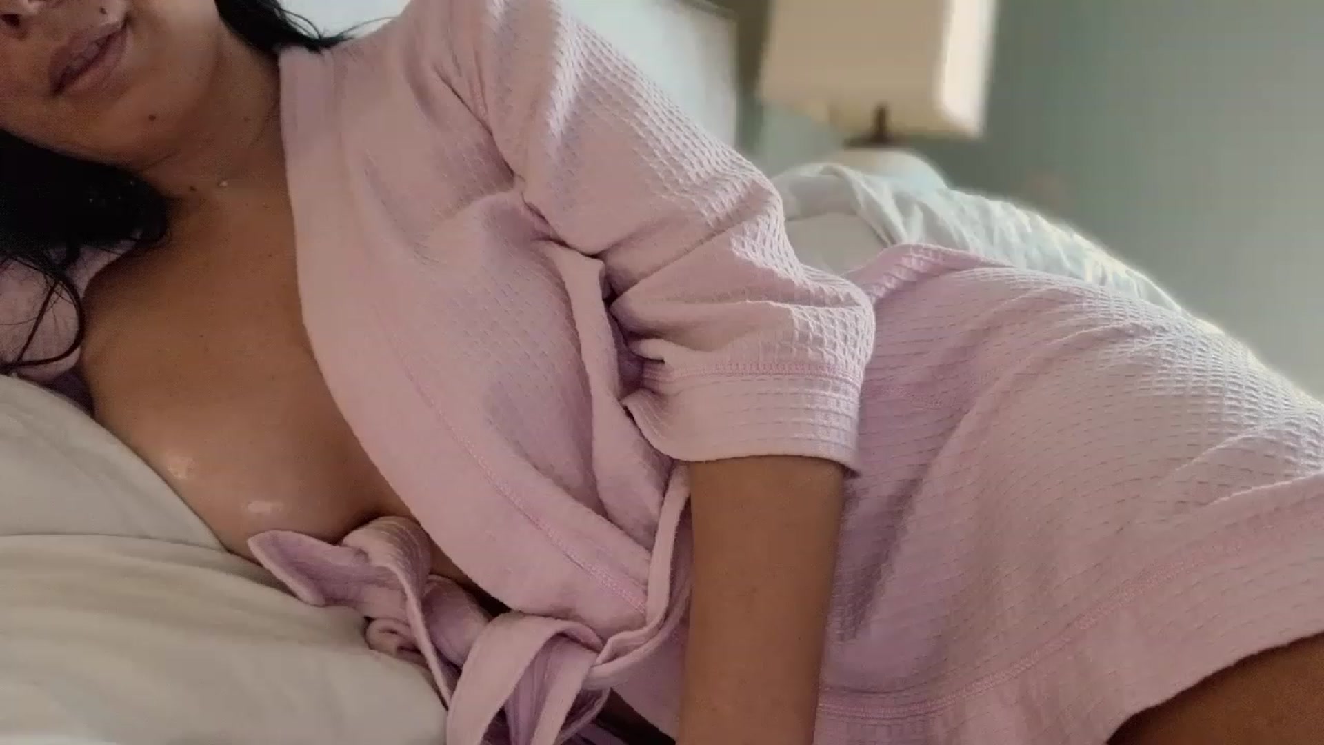 Gallery image thumbnail from olivia_virgo's myfreecams stream on, 03/13/2023, 18:01 image 19 of 20