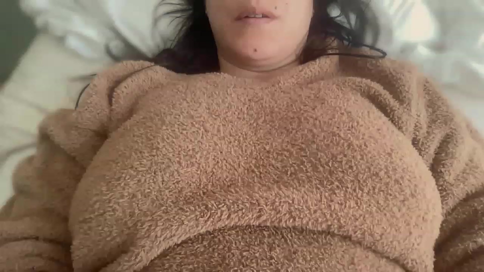 Gallery image thumbnail from olivia_virgo's myfreecams stream on, 03/14/2023, 15:54 image 3 of 20
