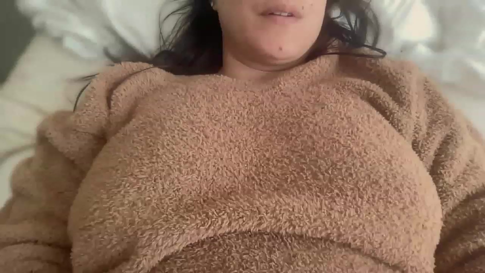 Gallery image thumbnail from olivia_virgo's myfreecams stream on, 03/14/2023, 15:54 image 4 of 20