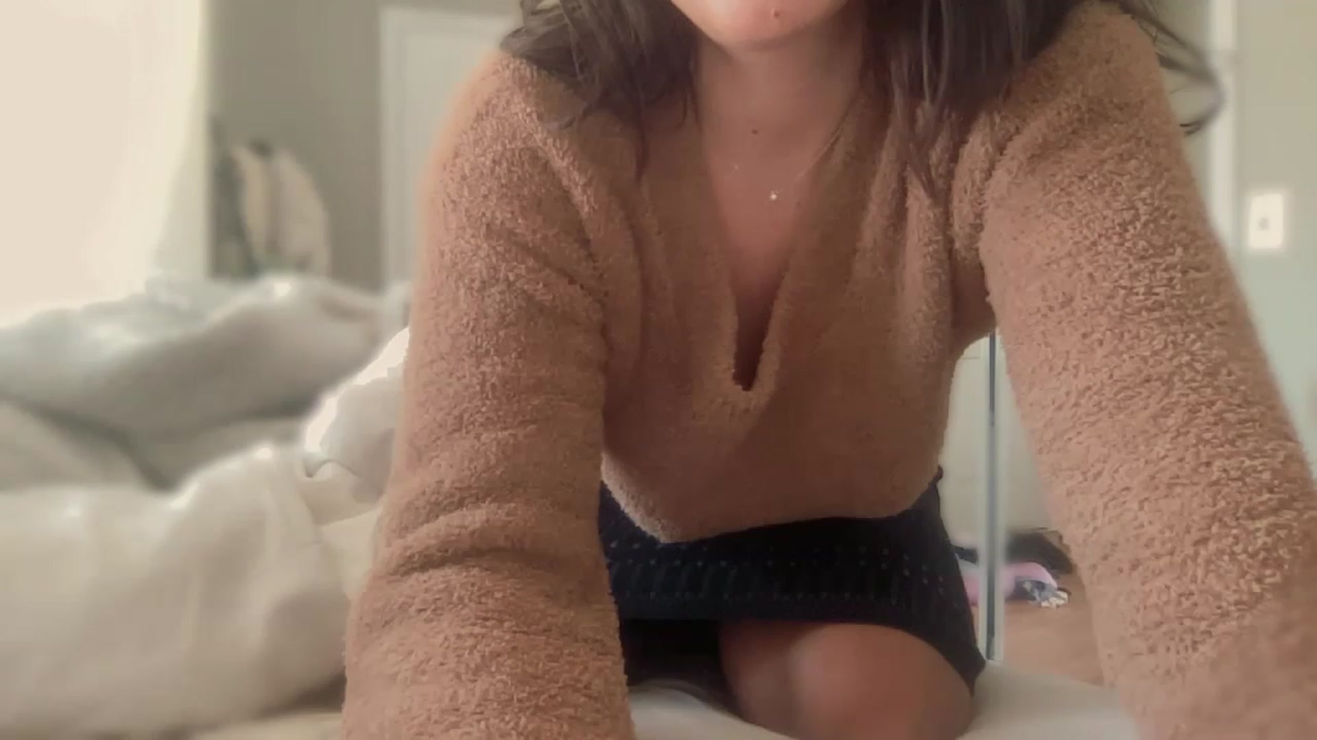Gallery image thumbnail from olivia_virgo's myfreecams stream on, 03/14/2023, 17:52 image 4 of 20