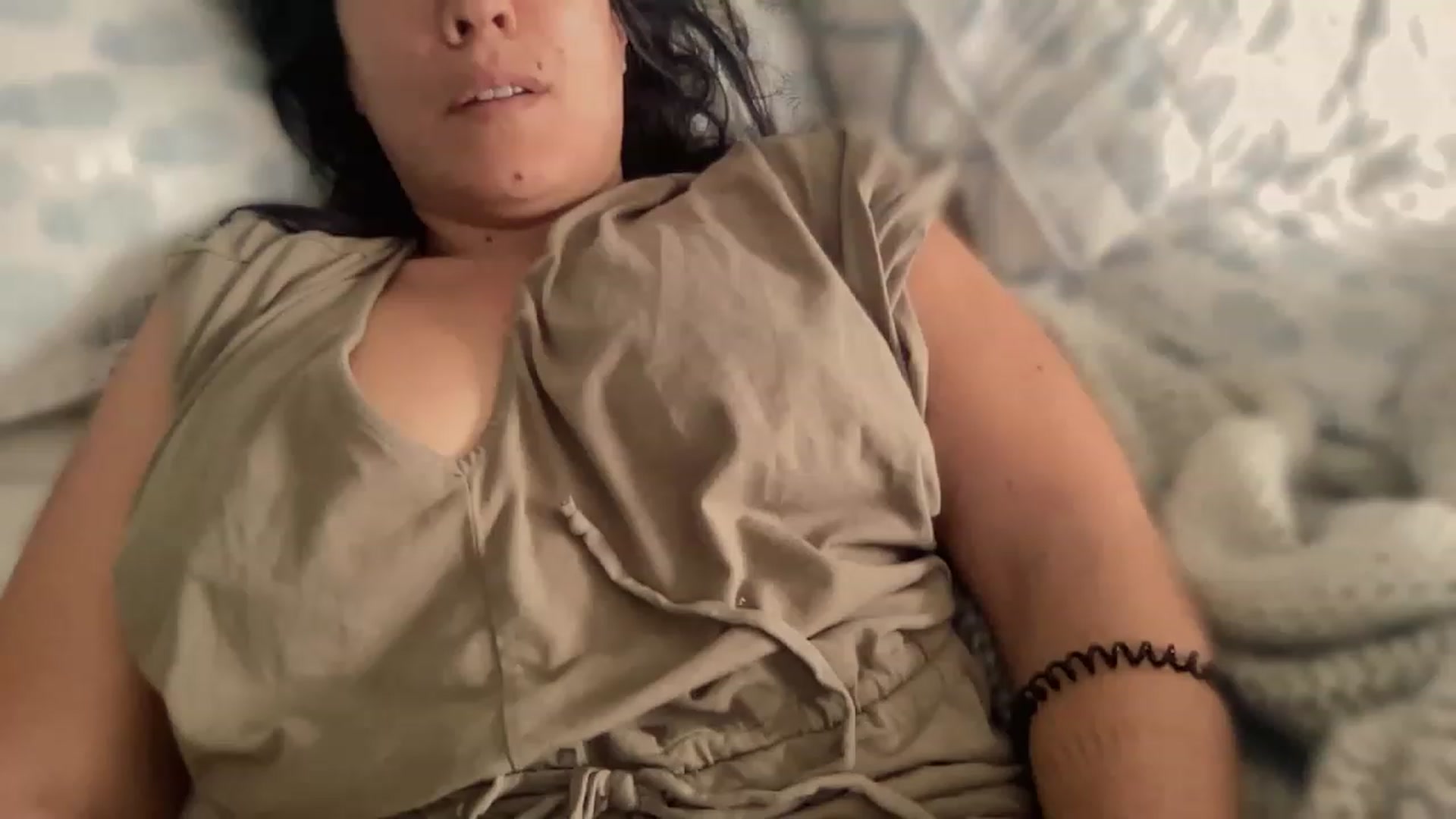 Gallery image thumbnail from olivia_virgo's myfreecams stream on, 03/17/2023, 14:33 image 12 of 20