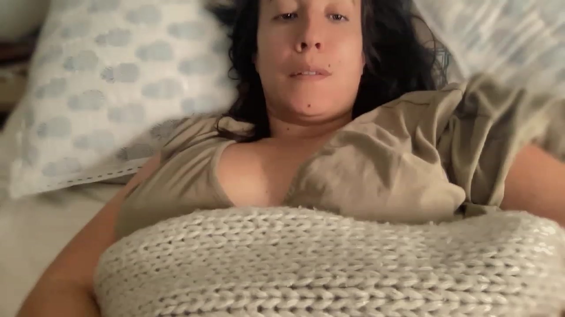 Gallery image thumbnail from olivia_virgo's myfreecams stream on, 03/17/2023, 14:33 image 8 of 20