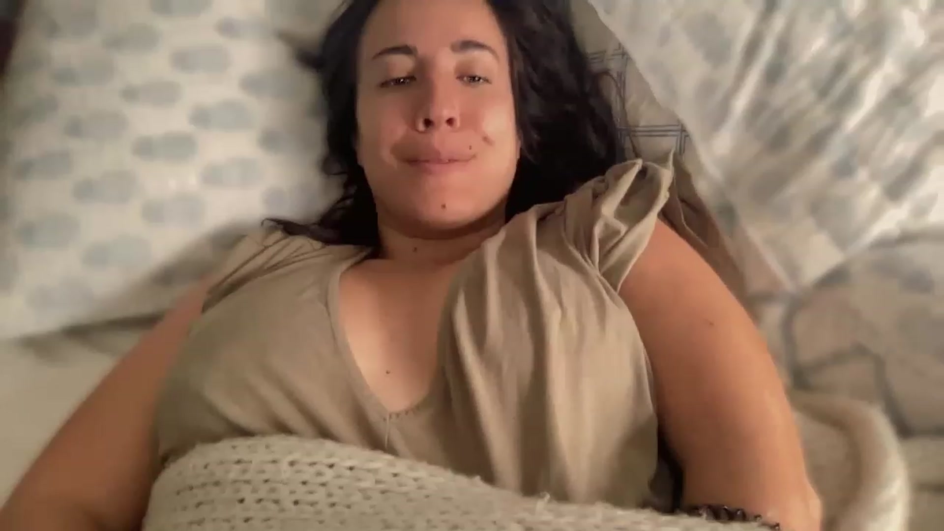 Gallery image thumbnail from olivia_virgo's myfreecams stream on, 03/17/2023, 14:33 image 10 of 20