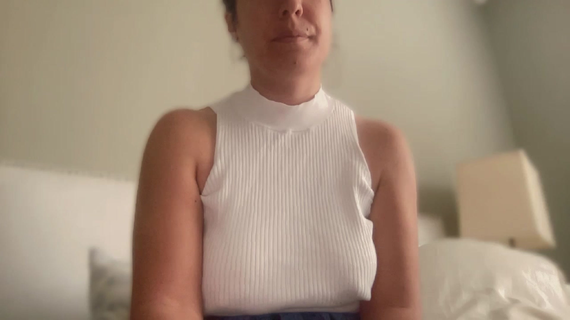 Gallery image thumbnail from olivia_virgo's myfreecams stream on, 03/25/2023, 16:58 image 6 of 20