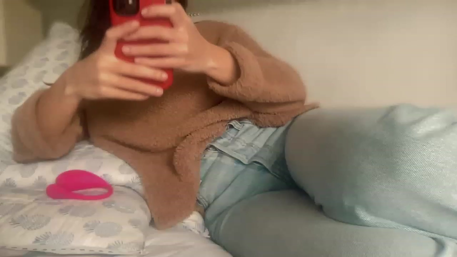 Gallery image thumbnail from olivia_virgo's myfreecams stream on, 03/31/2023, 19:45 image 12 of 20