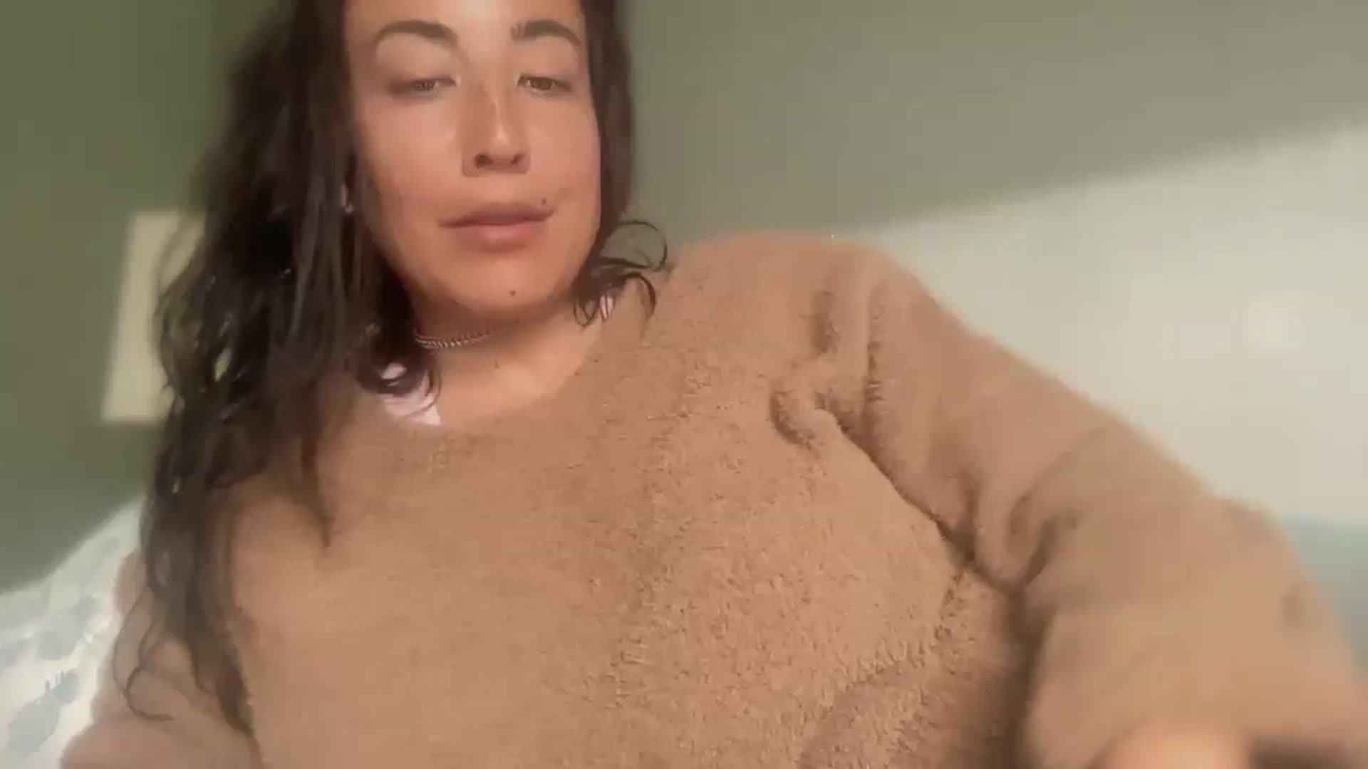 Gallery image thumbnail from olivia_virgo's myfreecams stream on, 03/31/2023, 19:45 image 7 of 20