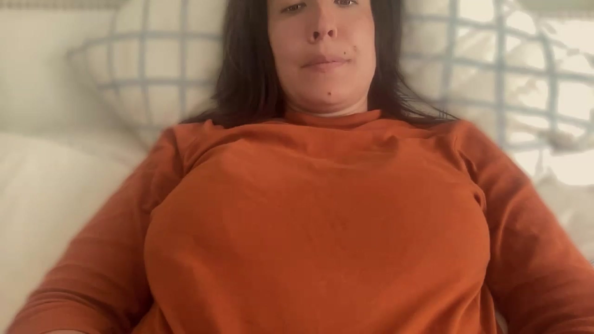 Gallery image thumbnail from olivia_virgo's myfreecams stream on, 04/23/2023, 11:39 image 2 of 20