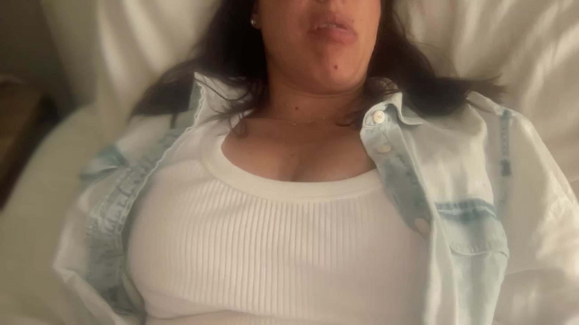 Gallery image thumbnail from olivia_virgo's myfreecams stream on, 04/23/2023, 19:47 image 2 of 20