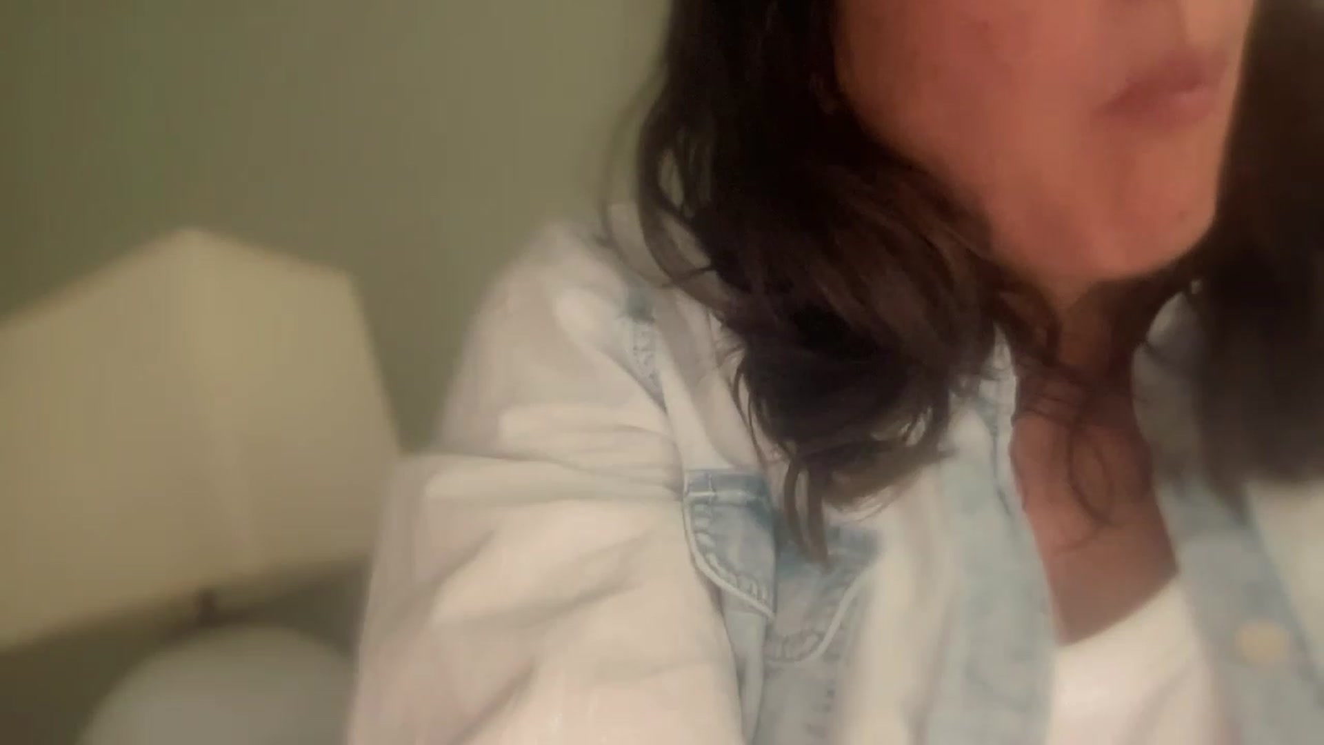 Gallery image thumbnail from olivia_virgo's myfreecams stream on, 04/23/2023, 19:47 image 19 of 20