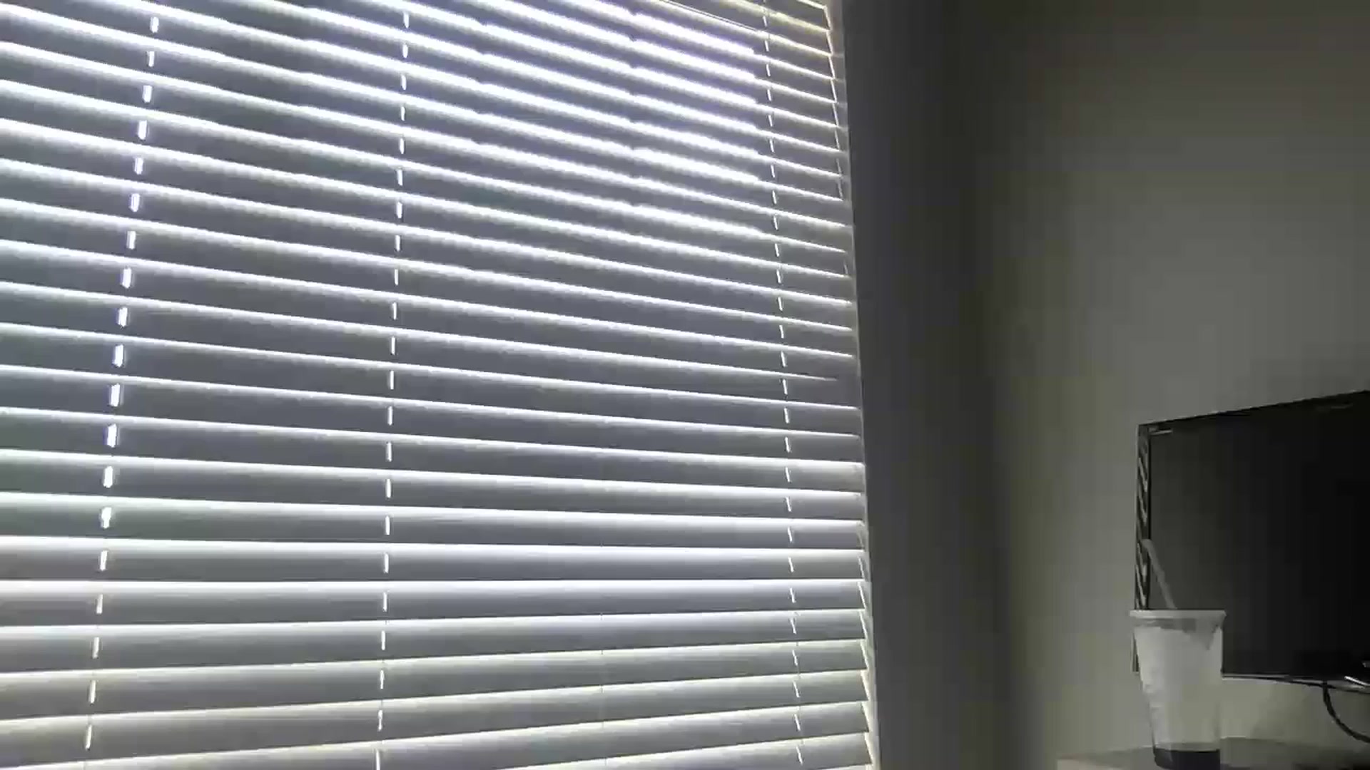 Gallery image thumbnail from olivia_virgo's myfreecams stream on, 06/05/2023, 16:53 image 4 of 20