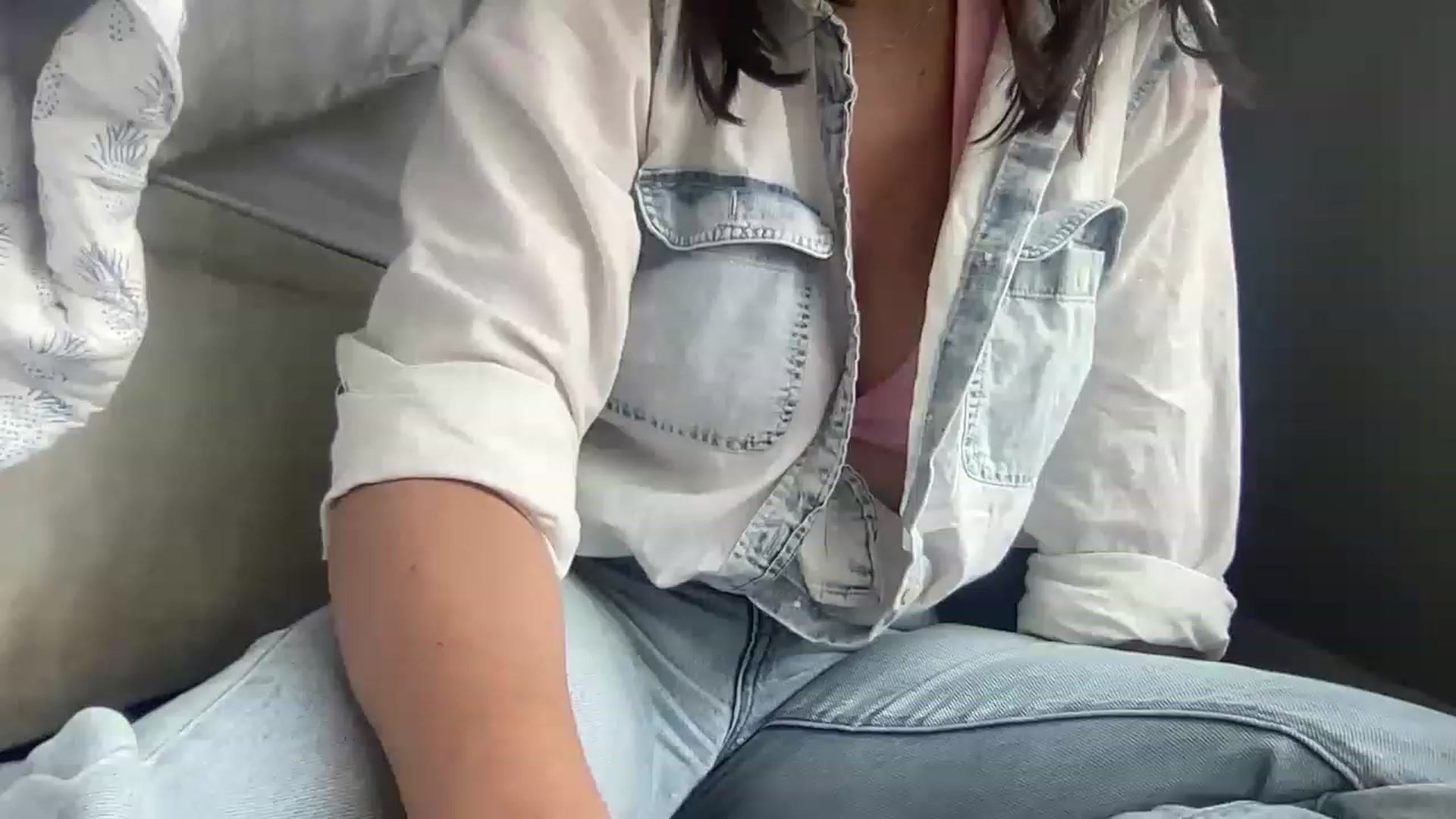 Gallery image thumbnail from olivia_virgo's myfreecams stream on, 06/05/2023, 22:51 image 7 of 20