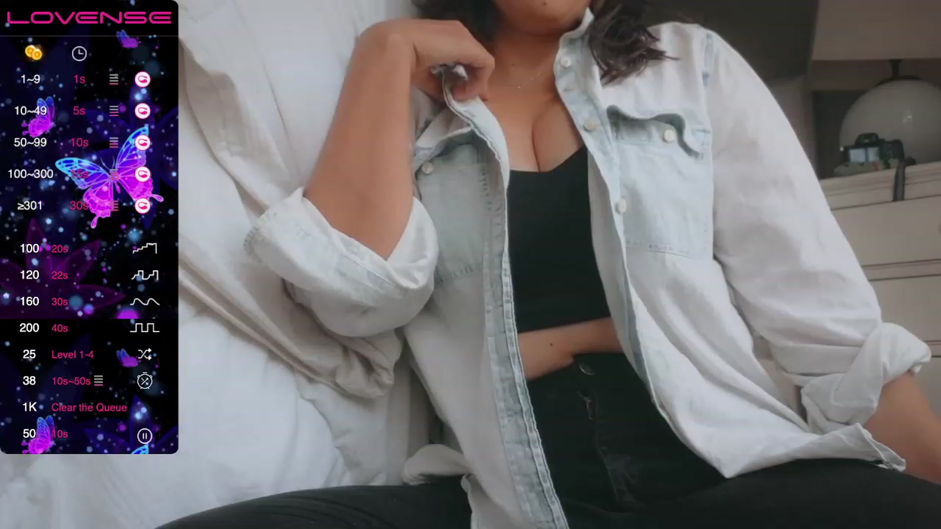 Gallery image thumbnail from olivia_virgo's myfreecams stream on, 06/18/2023, 20:51 image 5 of 20