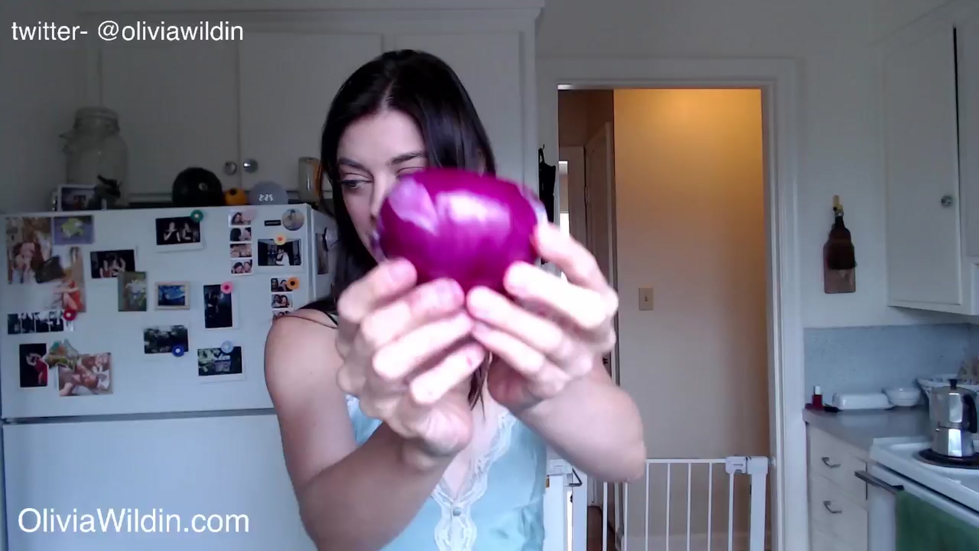 Gallery image thumbnail from oliviawildin's myfreecams stream on, 09/18/2024, 21:44 image 1 of 20