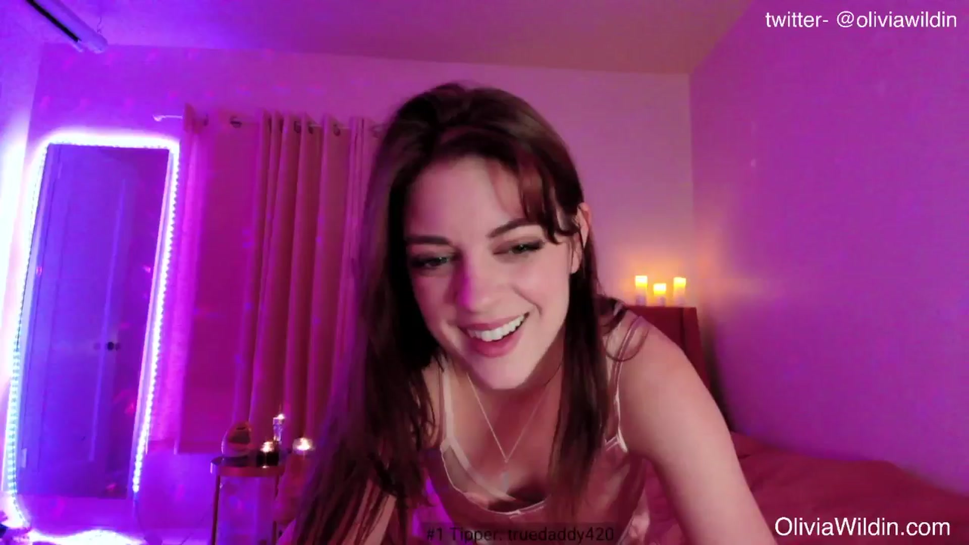 Gallery image thumbnail from oliviawildin's myfreecams stream on, 02/20/2025, 07:34 image 3 of 20