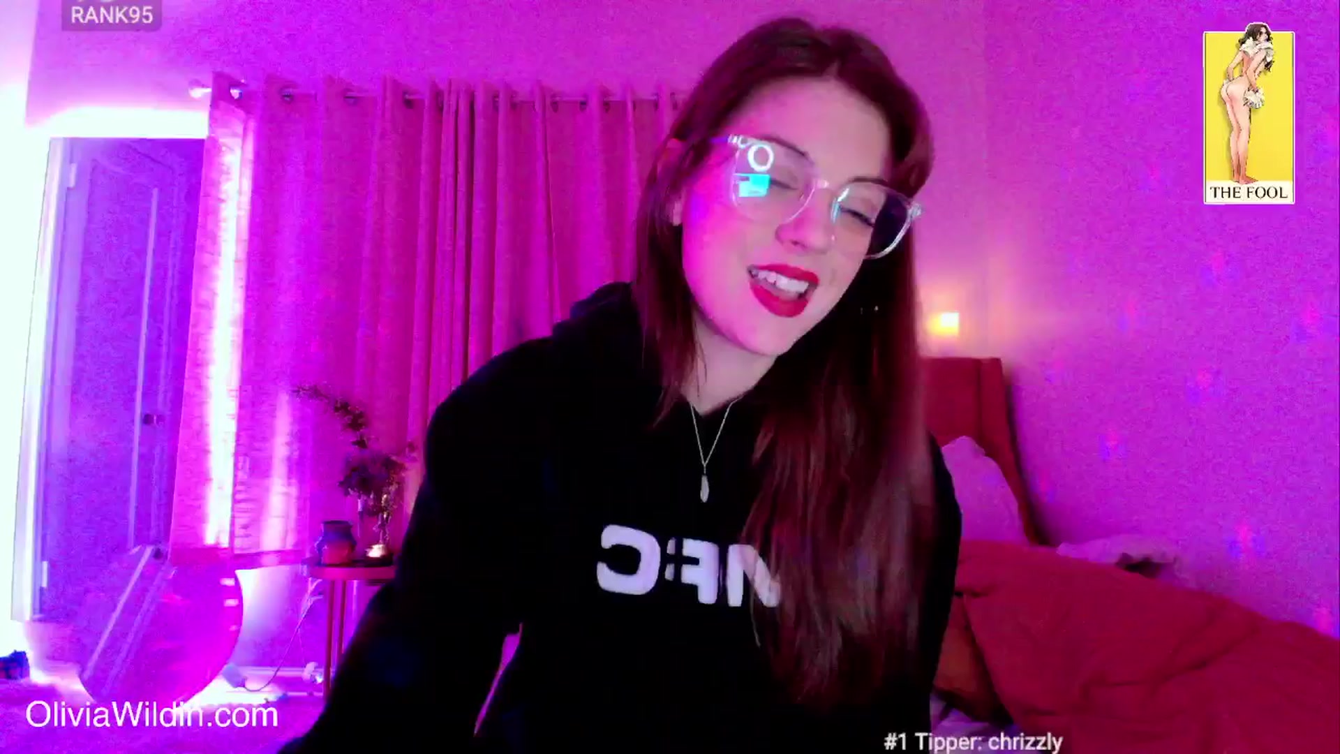 Gallery image thumbnail from oliviawildin's myfreecams stream on, 04/17/2025, 06:55 image 6 of 20