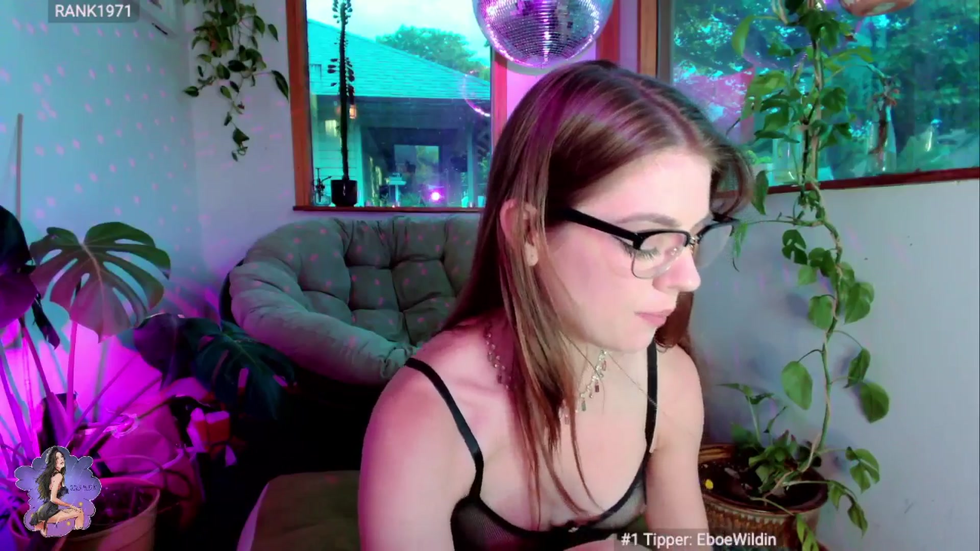 Gallery image thumbnail from oliviawildin's myfreecams stream on, 08/07/2025, 05:10 image 6 of 20