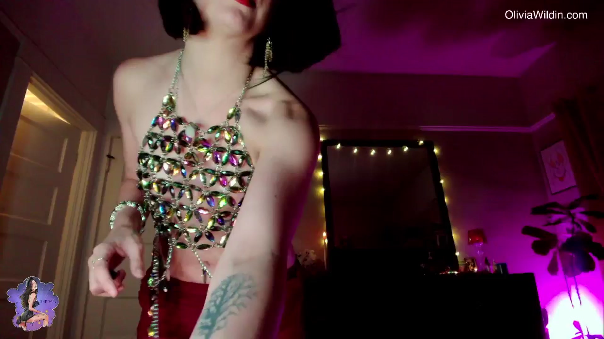 Gallery image thumbnail from oliviawildin's myfreecams stream on, 10/29/2025, 05:57 image 11 of 20