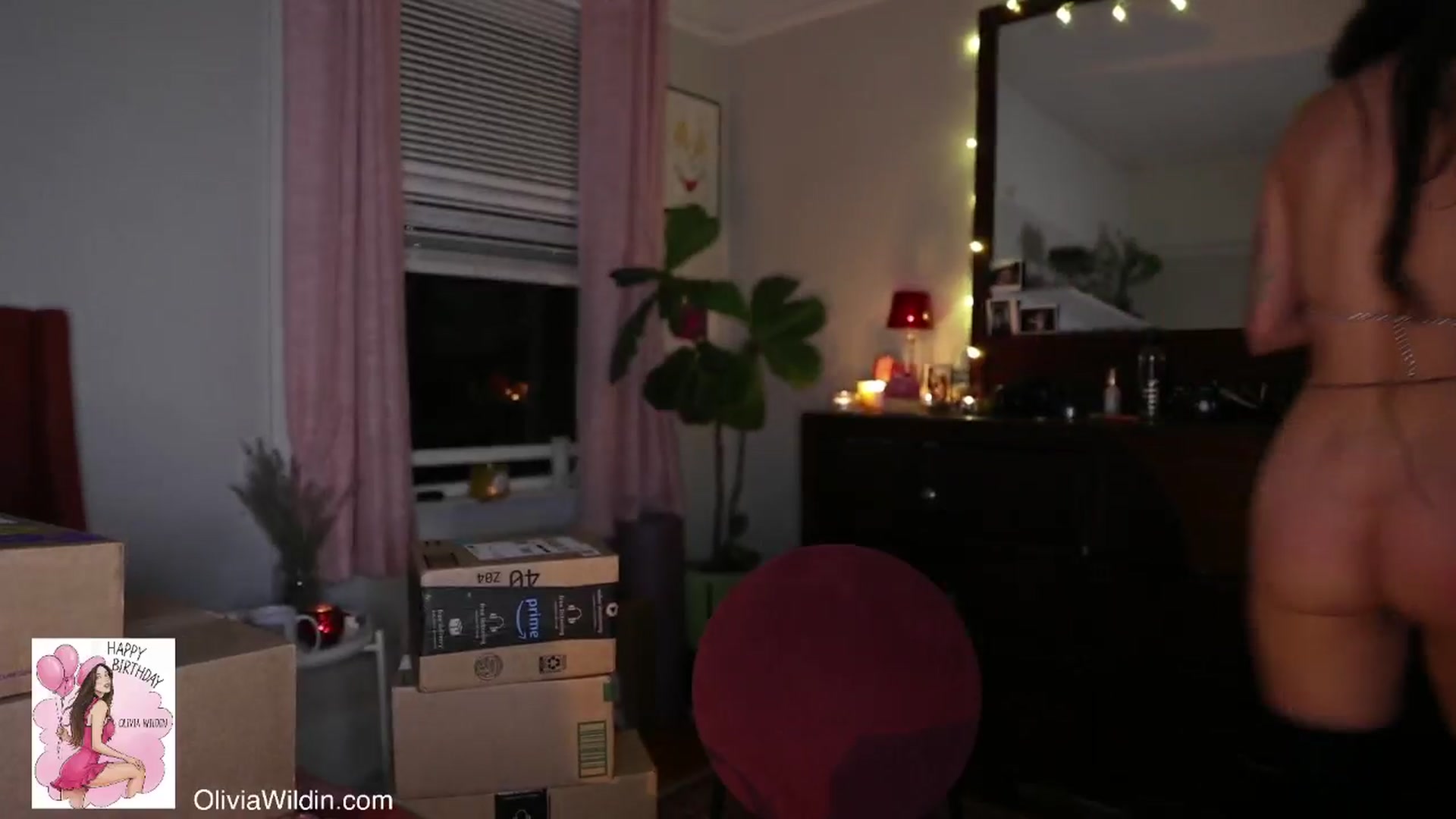Gallery image thumbnail from oliviawildin's myfreecams stream on, 12/08/2025, 05:16 image 10 of 20