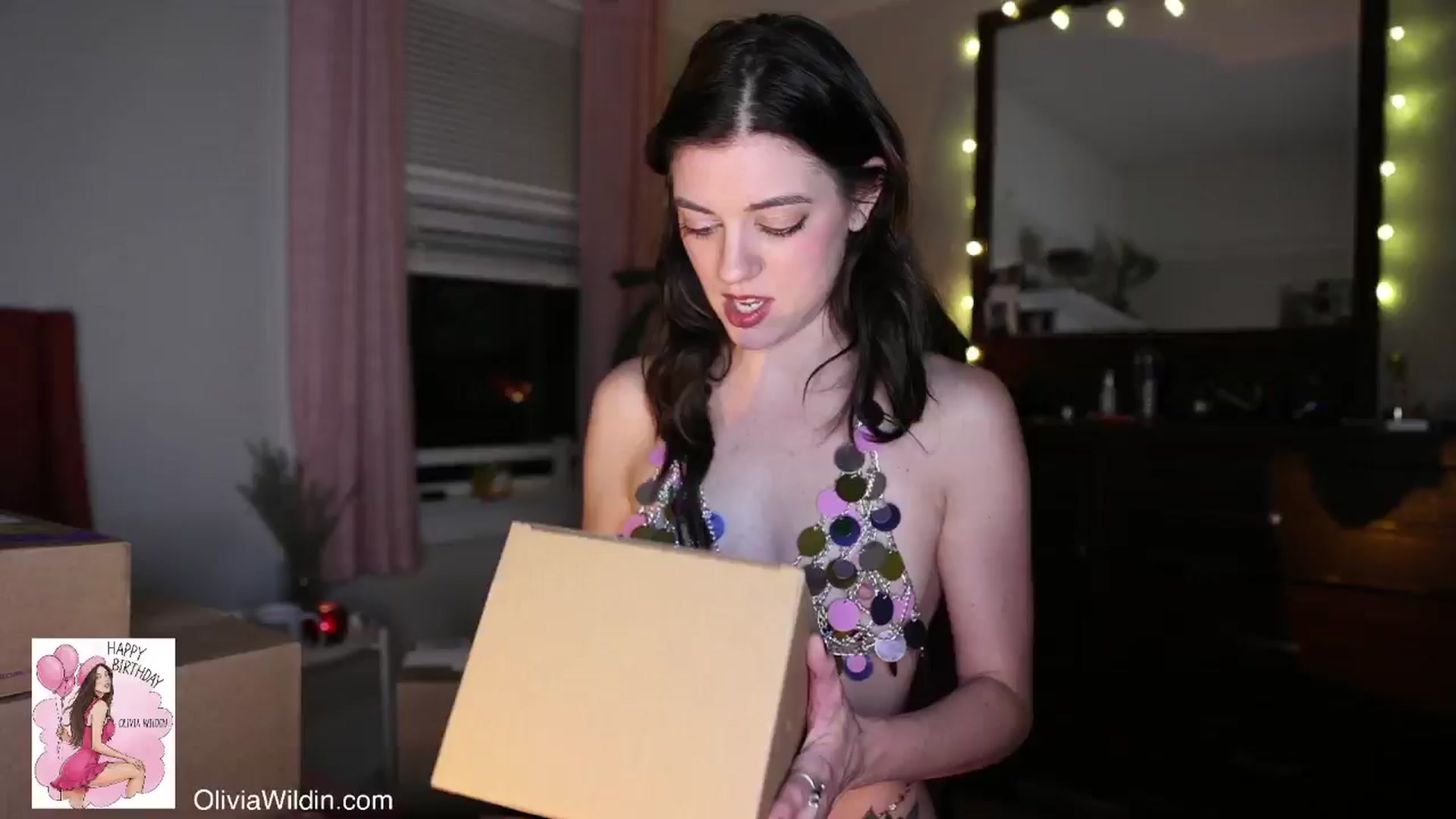 Gallery image thumbnail from oliviawildin's myfreecams stream on, 12/08/2025, 05:16 image 11 of 20
