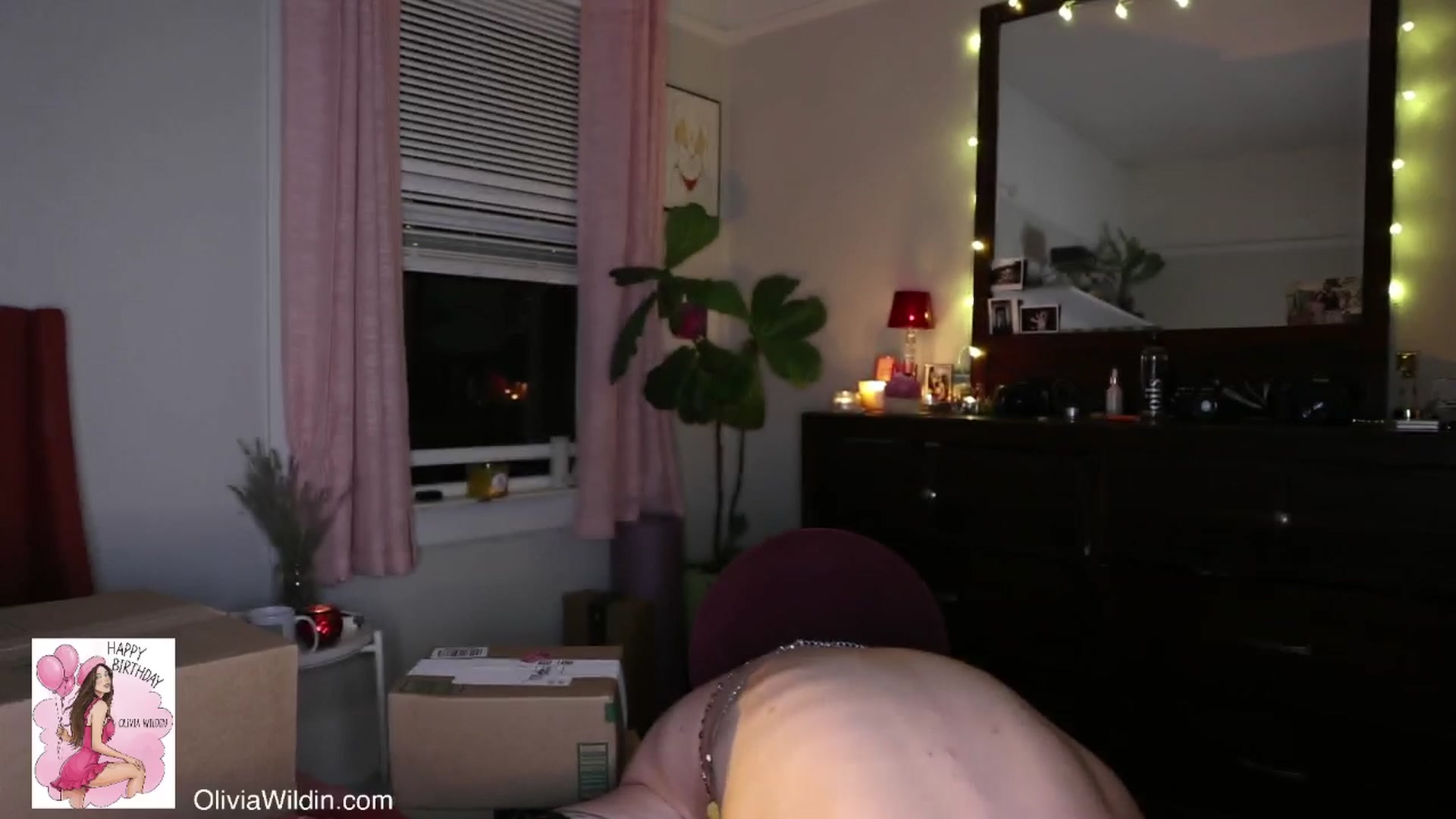 Gallery image thumbnail from oliviawildin's myfreecams stream on, 12/08/2025, 05:16 image 14 of 20