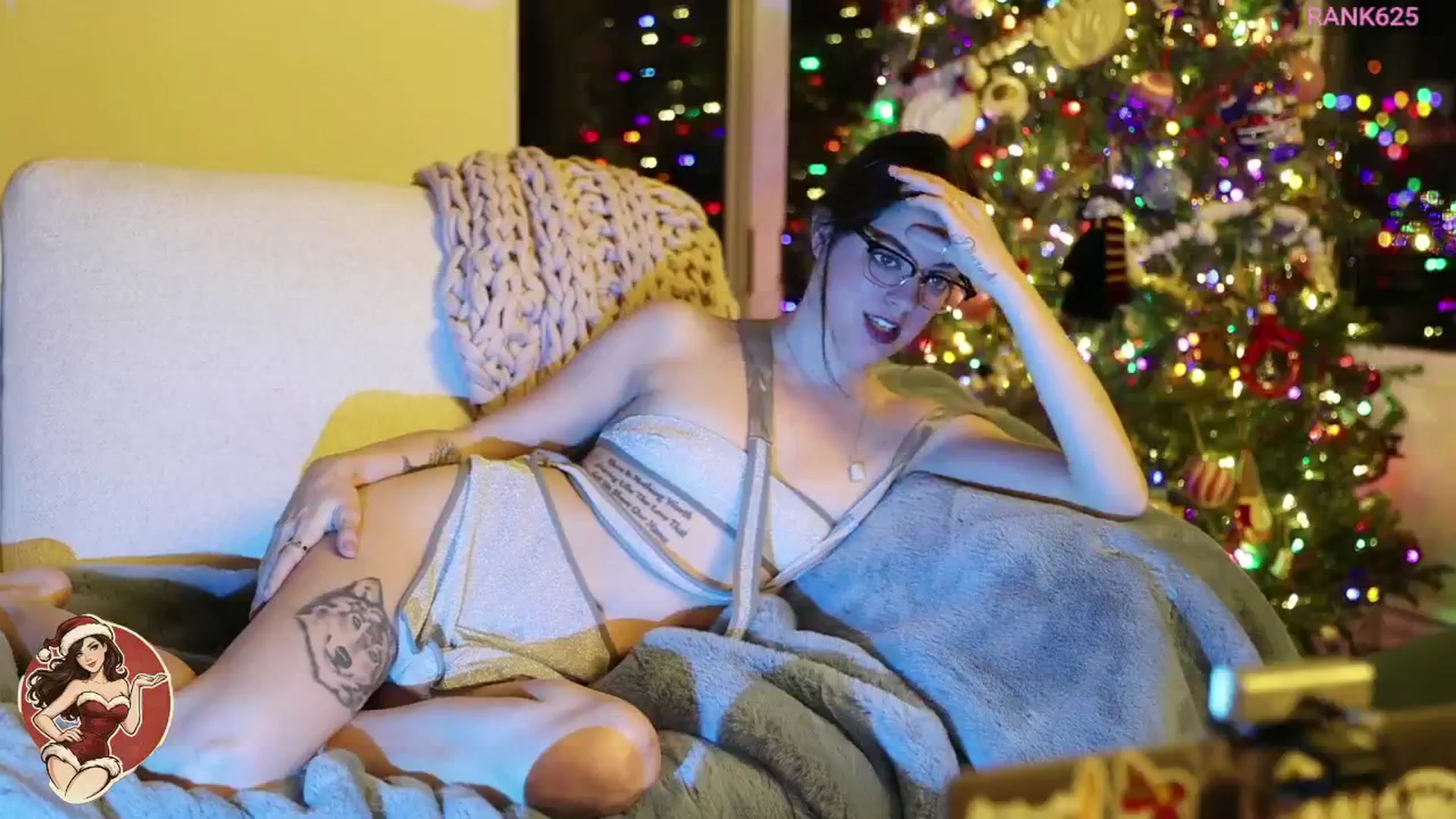 Gallery image thumbnail from oliviawildin's myfreecams stream on, 12/23/2025, 06:36 image 3 of 20