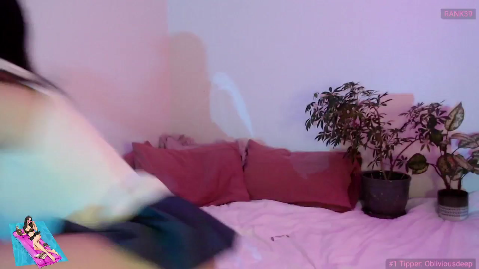 Gallery image thumbnail from oliviawildin's myfreecams stream on, 04/05/2026, 06:56 image 1 of 20