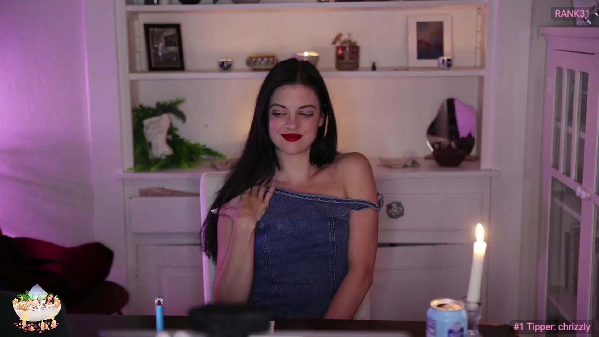 Gallery image thumbnail from oliviawildin's myfreecams stream on, 04/12/2026, 05:41 image 9 of 20