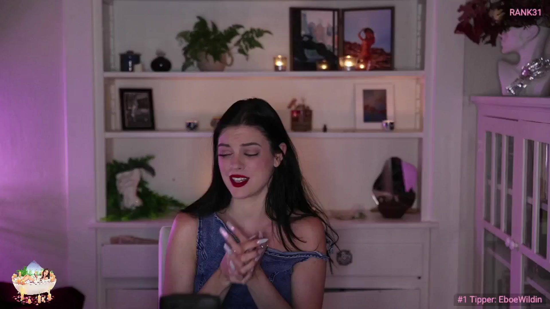Gallery image thumbnail from oliviawildin's myfreecams stream on, 04/12/2026, 05:41 image 4 of 20