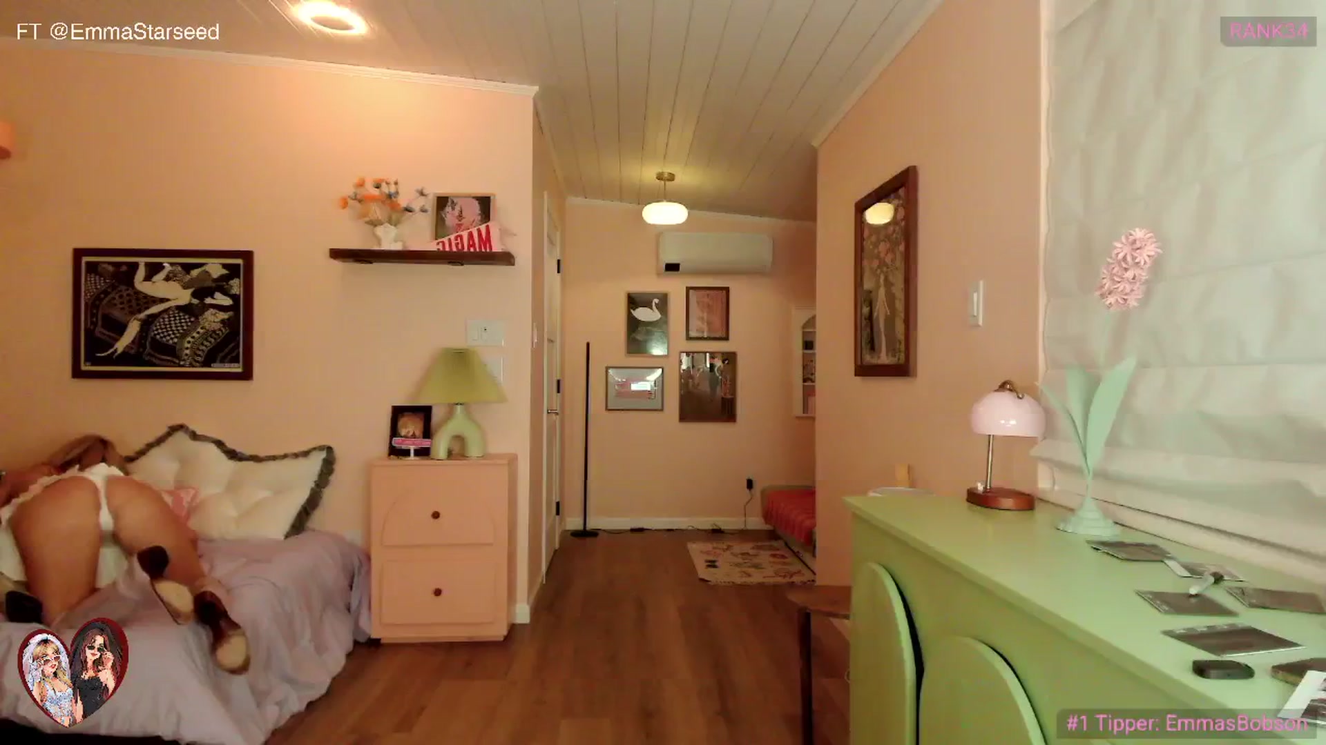 Gallery image thumbnail from oliviawildin's myfreecams stream on, 04/29/2026, 04:10 image 15 of 20