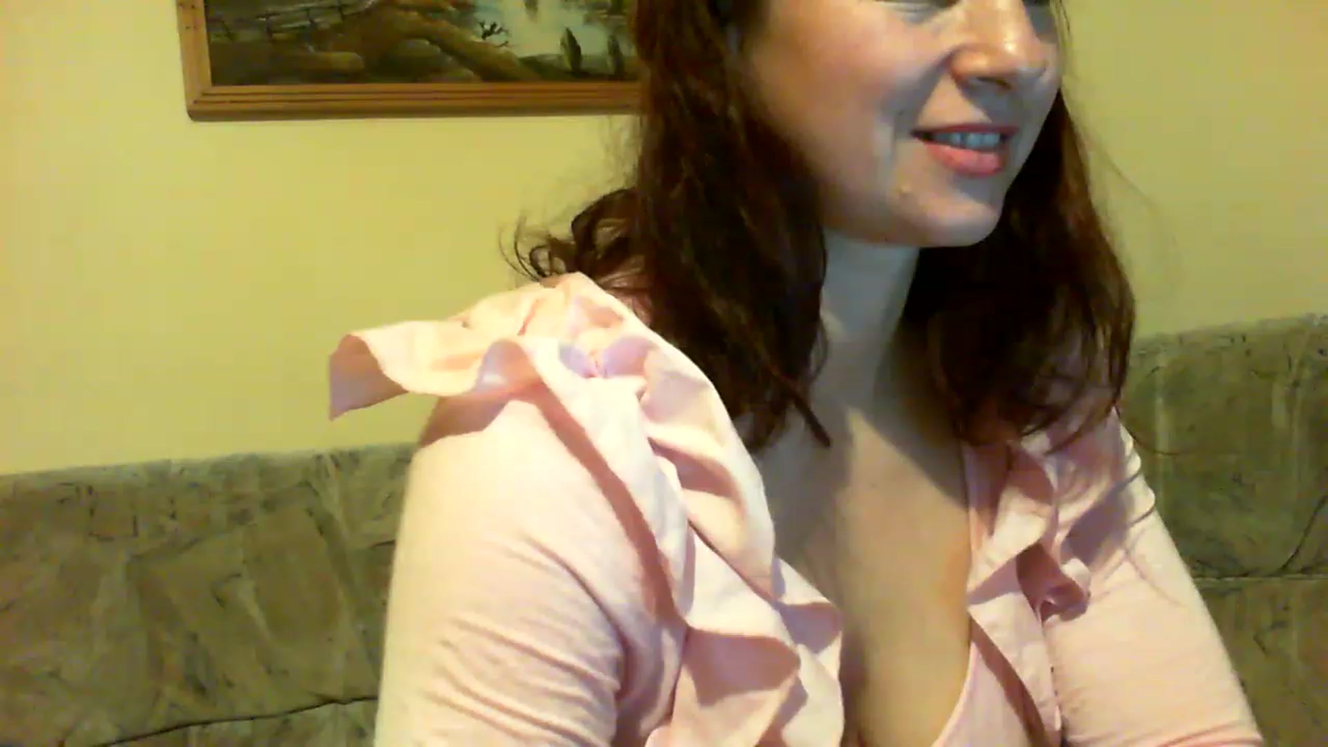 Gallery image thumbnail from olivya_1985's myfreecams stream on, 03/16/2023, 23:41 image 16 of 20