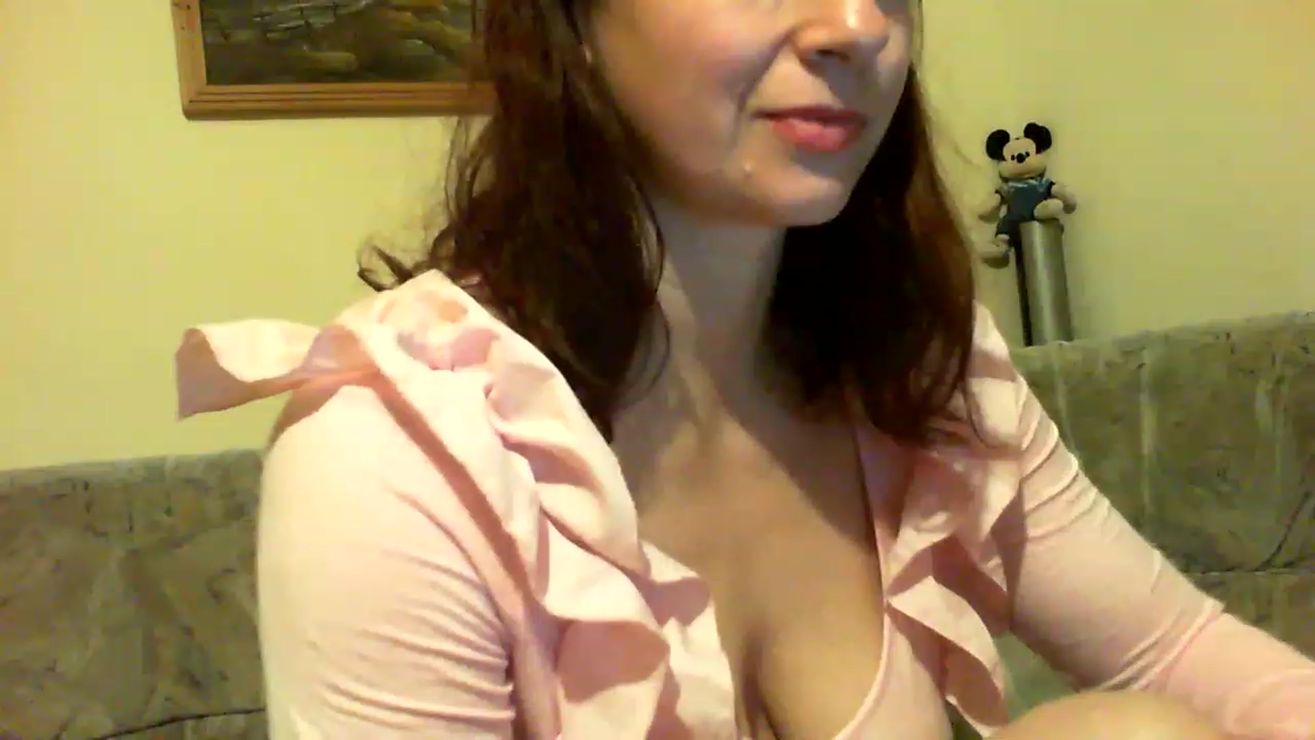 Gallery image thumbnail from olivya_1985's myfreecams stream on, 03/16/2023, 23:41 image 18 of 20
