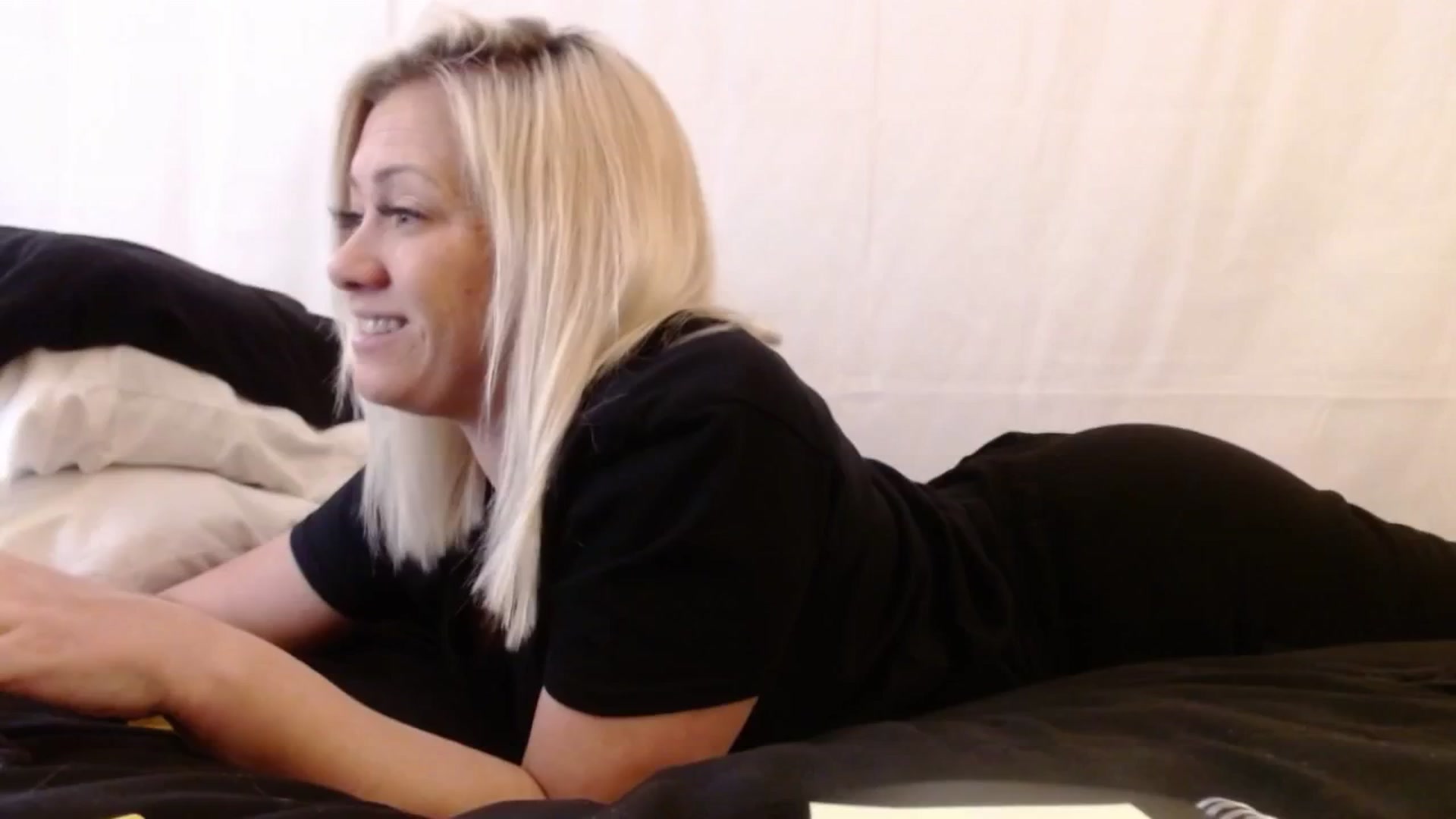 Gallery image thumbnail from oneinabillion's myfreecams stream on, 07/22/2024, 10:45 image 19 of 20