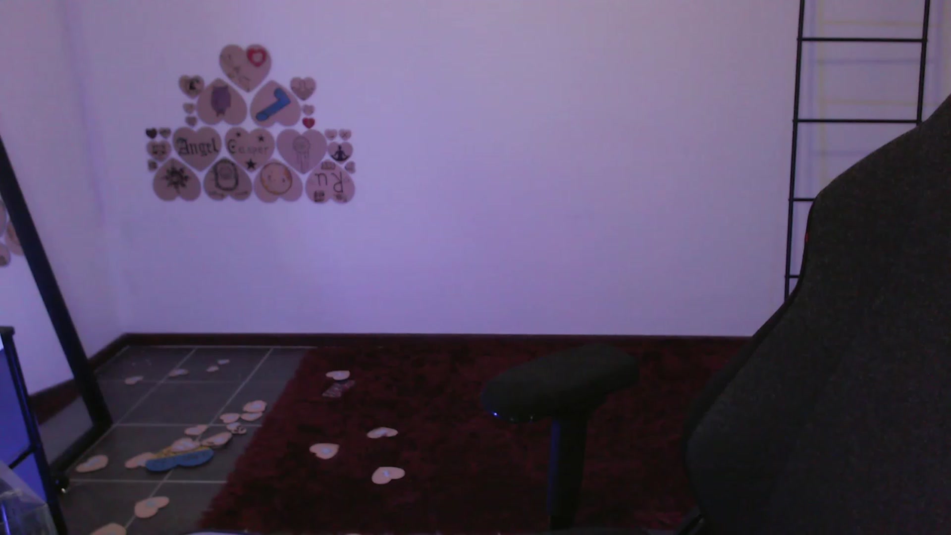 Gallery image thumbnail from online's myfreecams stream on, 12/29/2023, 05:21 image 3 of 20