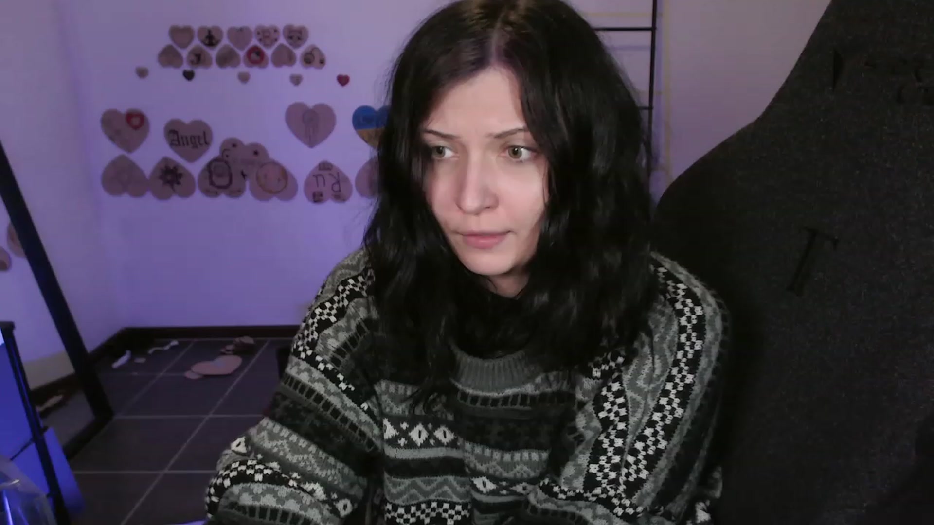 Gallery image thumbnail from online's myfreecams stream on, 12/29/2023, 05:21 image 15 of 20